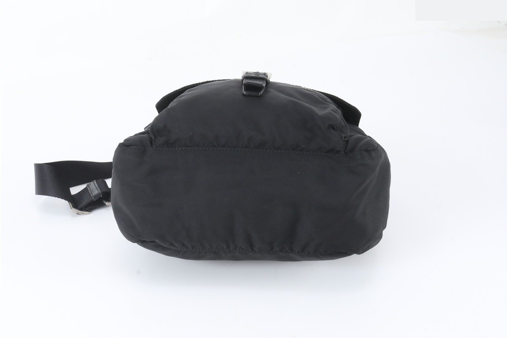 Tesuto Nylon Triangle Logo Leather — view 6