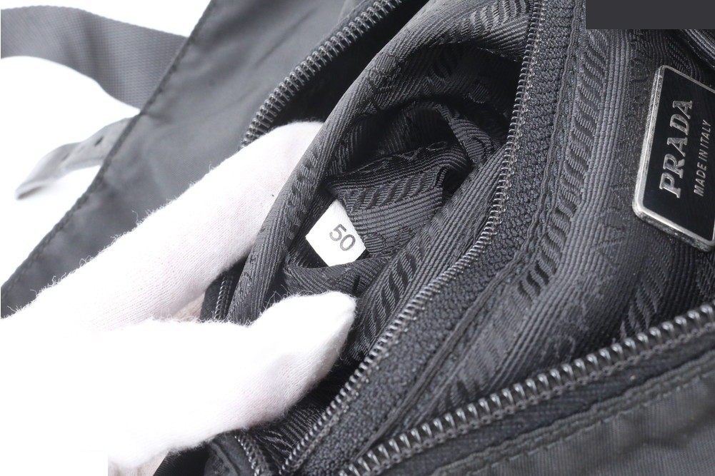 Tesuto Nylon Triangle Logo Leather — view 9