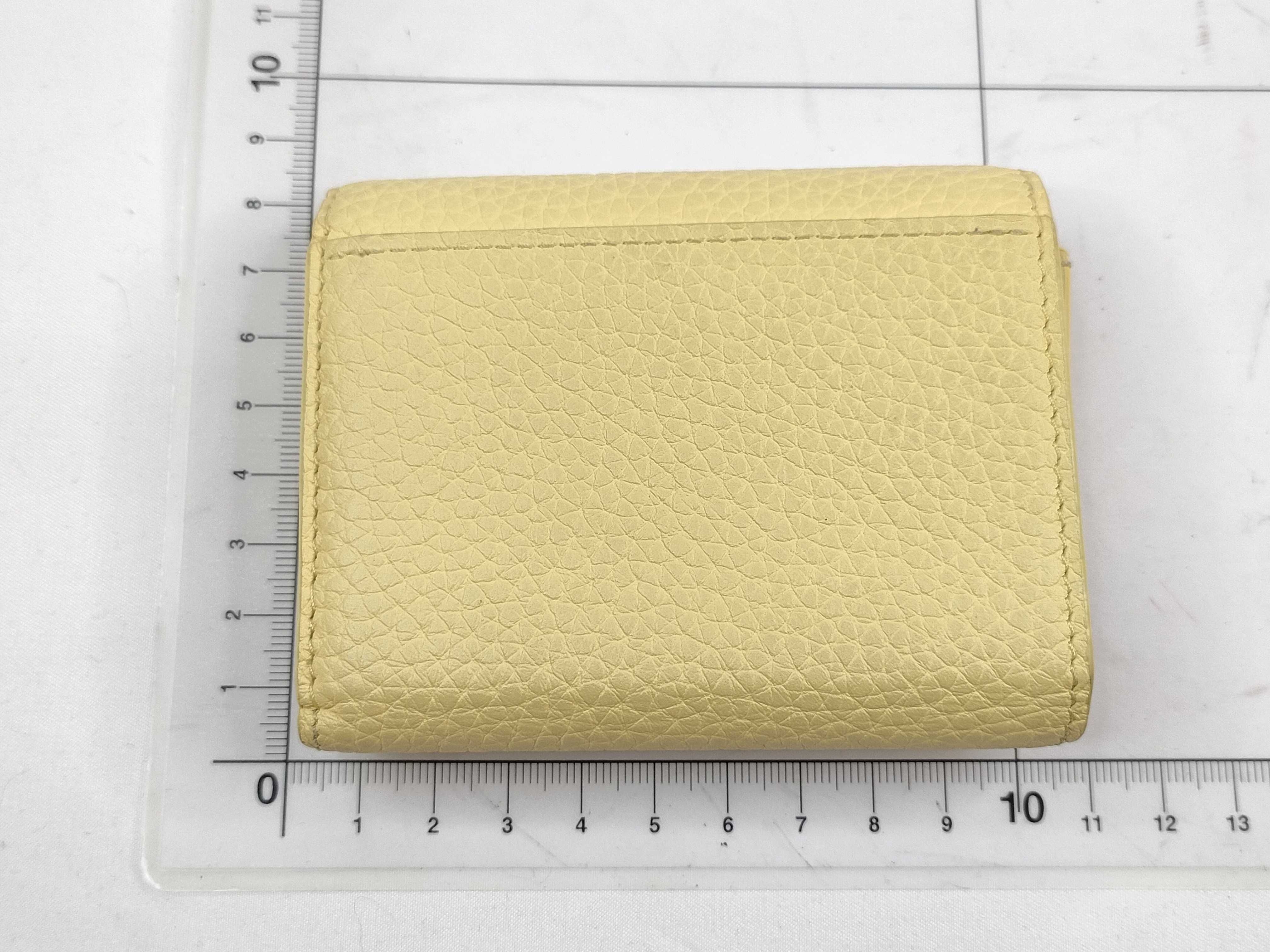 Portefeuille Capucines XS Taurillon Leather Wallet M83610 — view 2