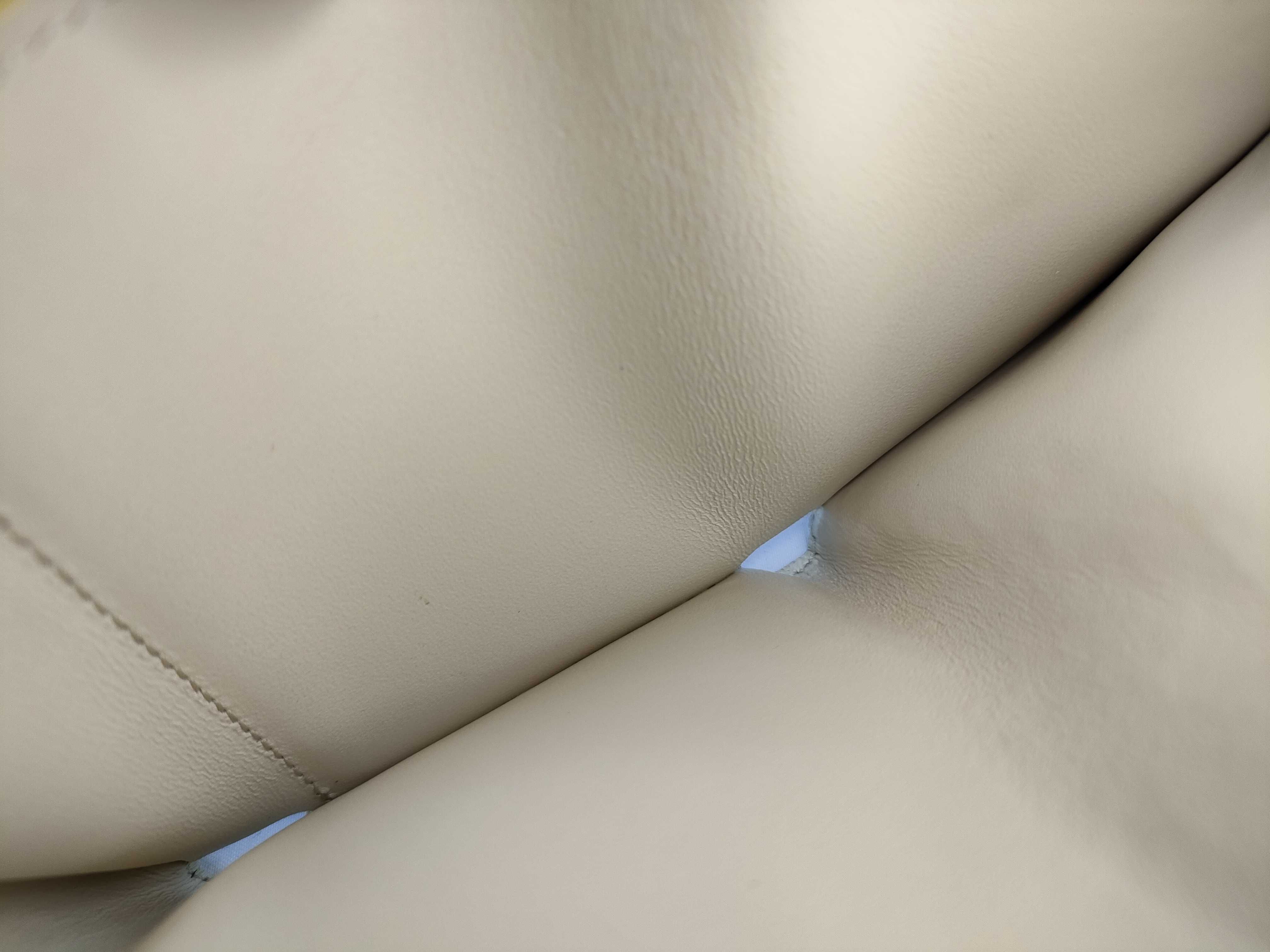 Portefeuille Capucines XS Taurillon Leather Wallet M83610 — view 10