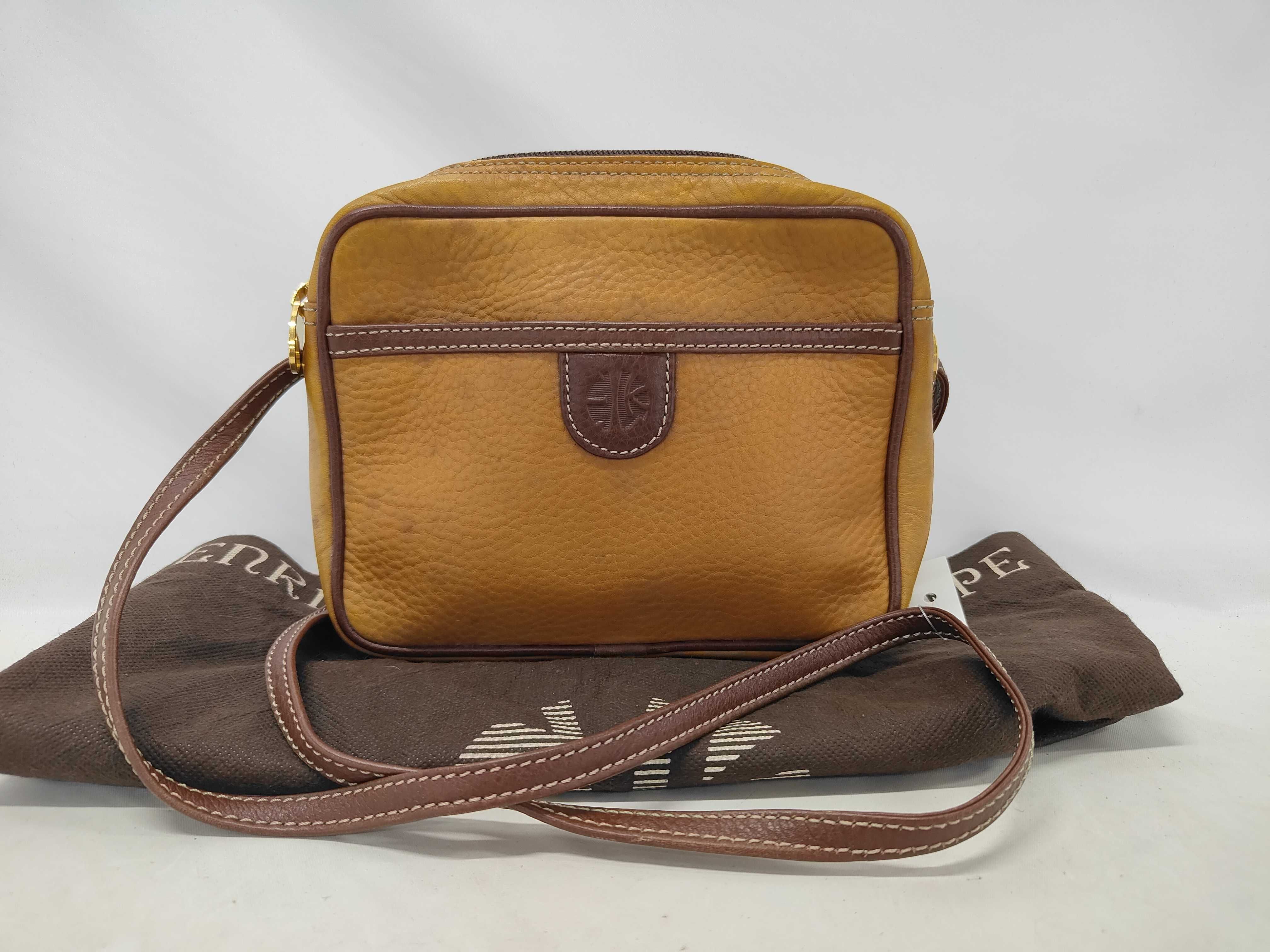Enrique LOEWE nappe pochette shoulder bag
