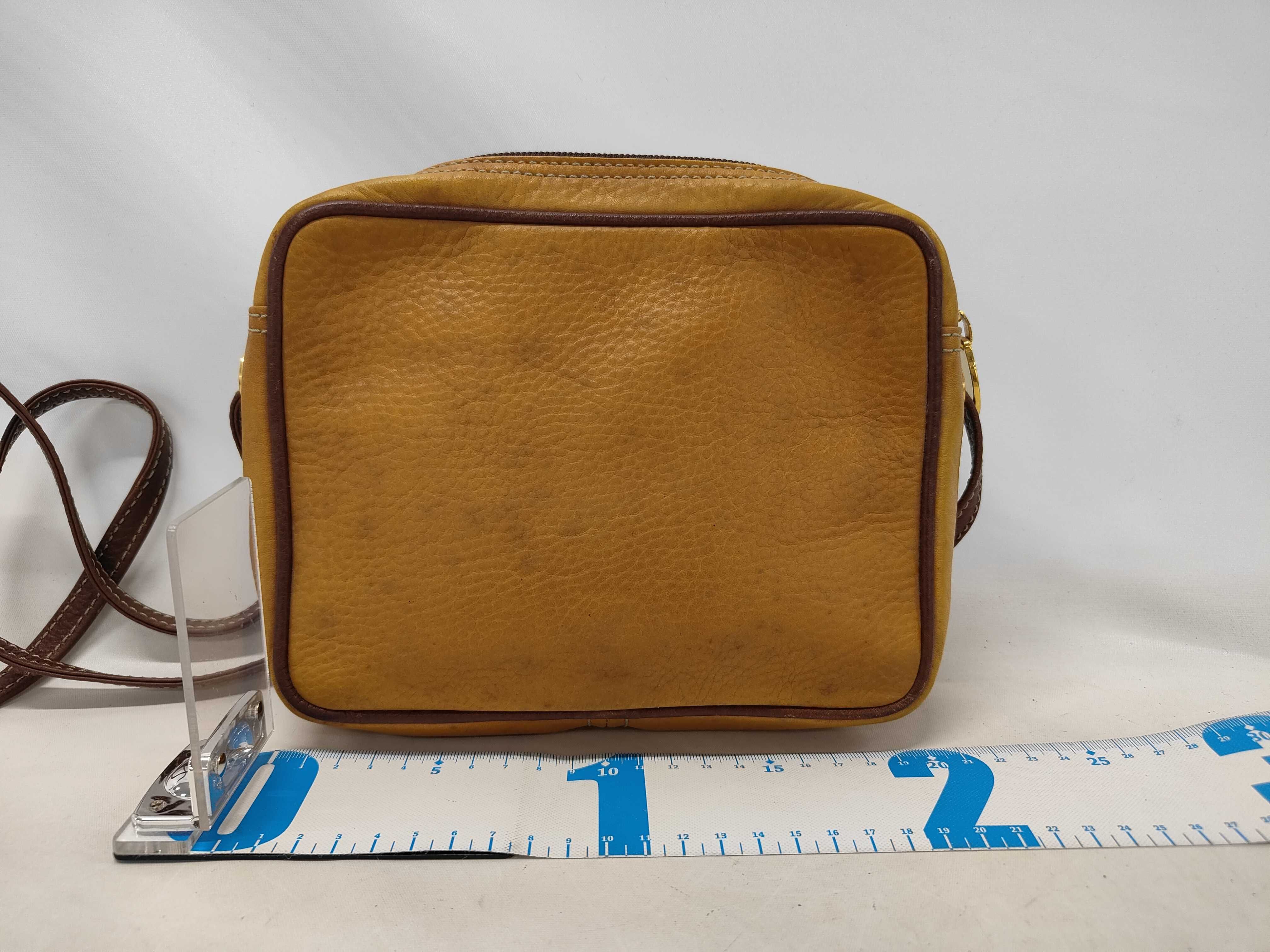 Enrique LOEWE nappe pochette shoulder bag — view 2