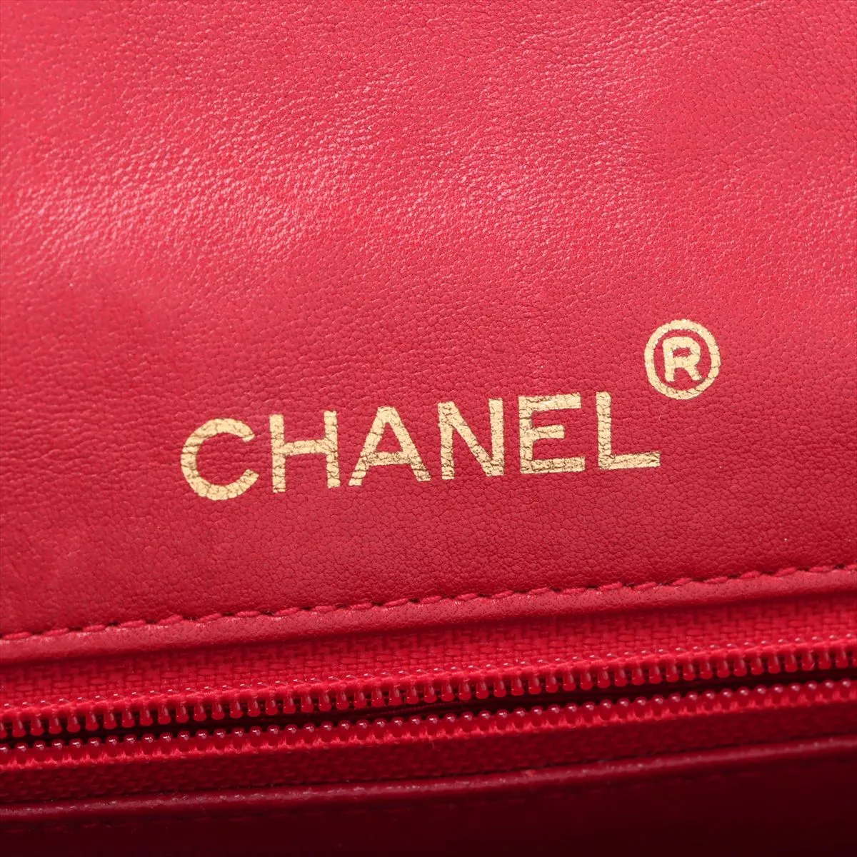 Matelasse Lambskin Chain Handbag Red Gold Hardware 1004424 No. 1 — view 11