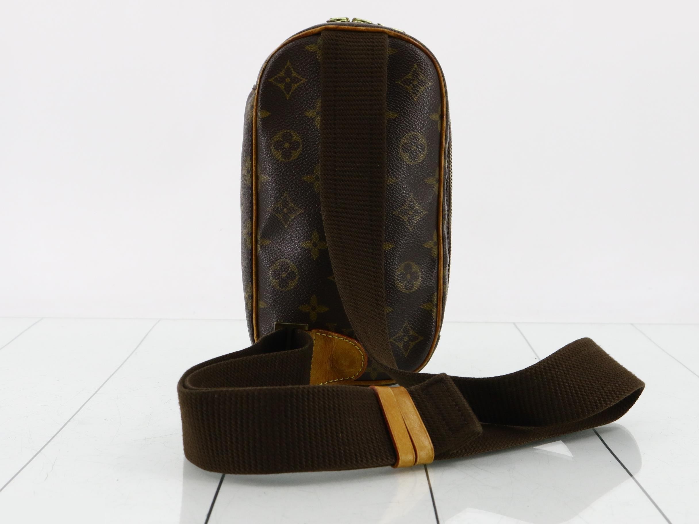 Pochette Gange — view 2