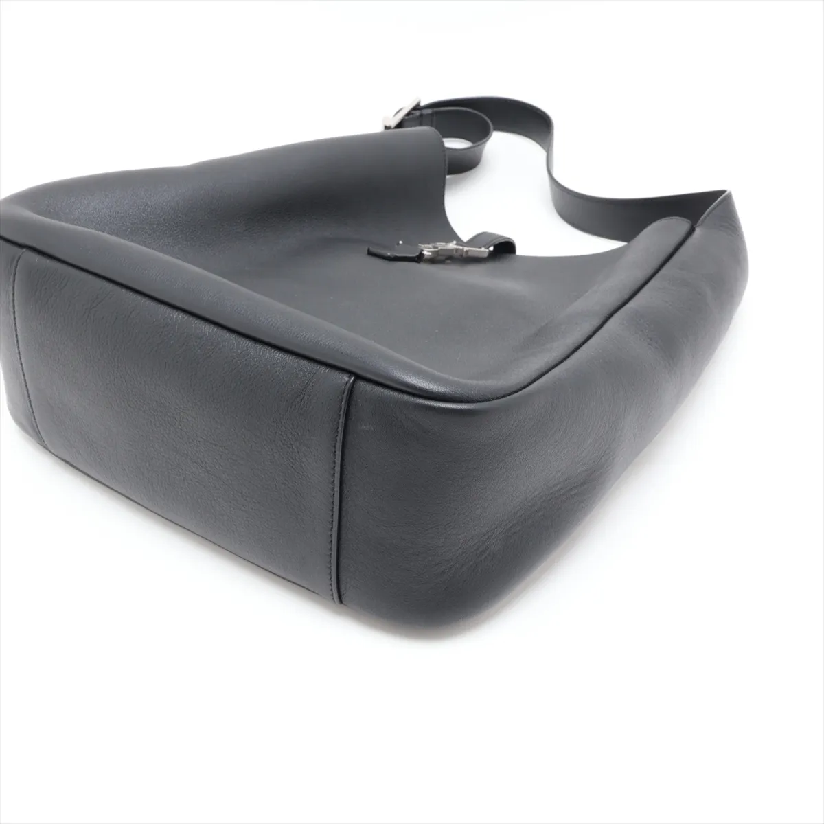 LE 5 A 7 Large 753837 Leather Shoulder Bag, Black — view 3