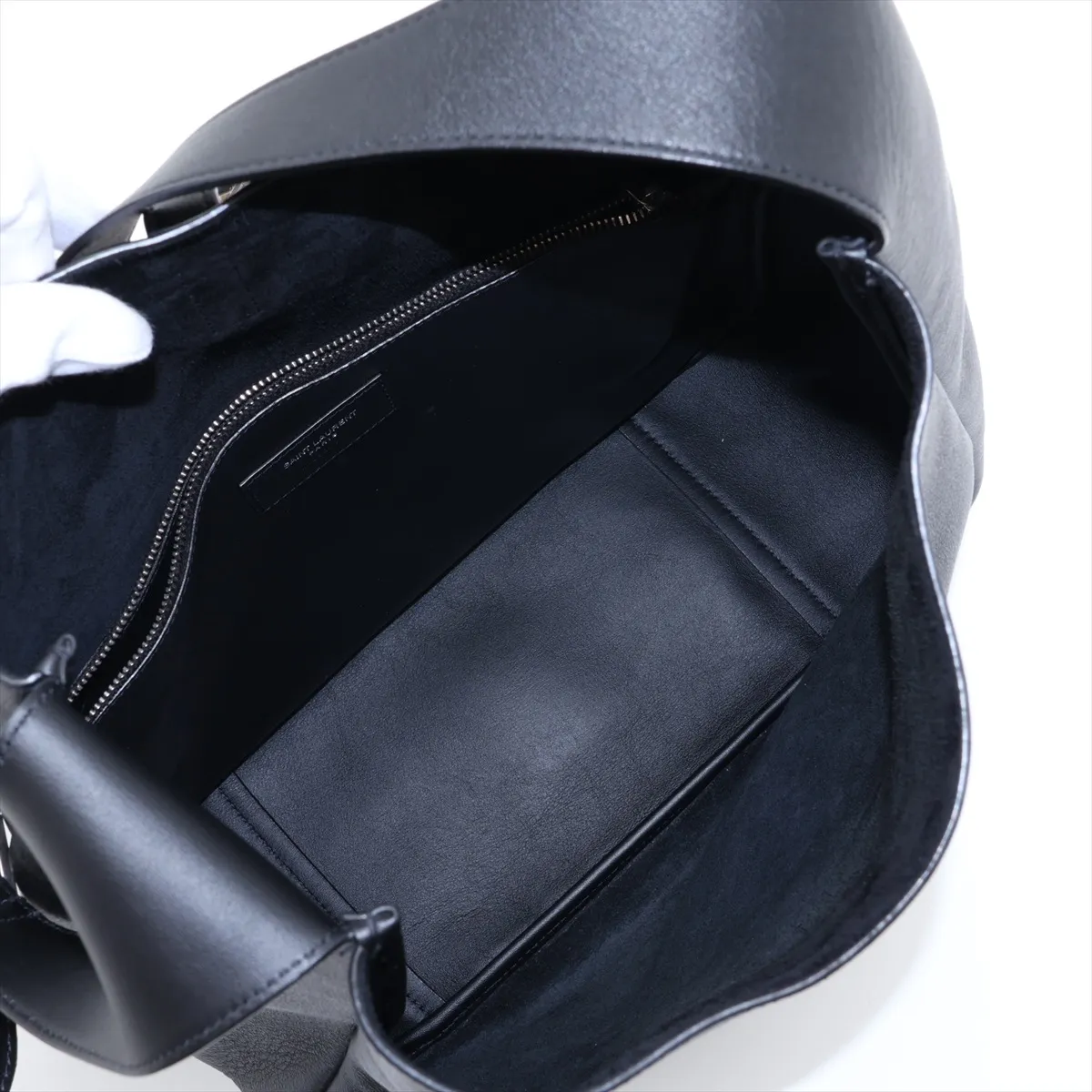 LE 5 A 7 Large 753837 Leather Shoulder Bag, Black — view 7