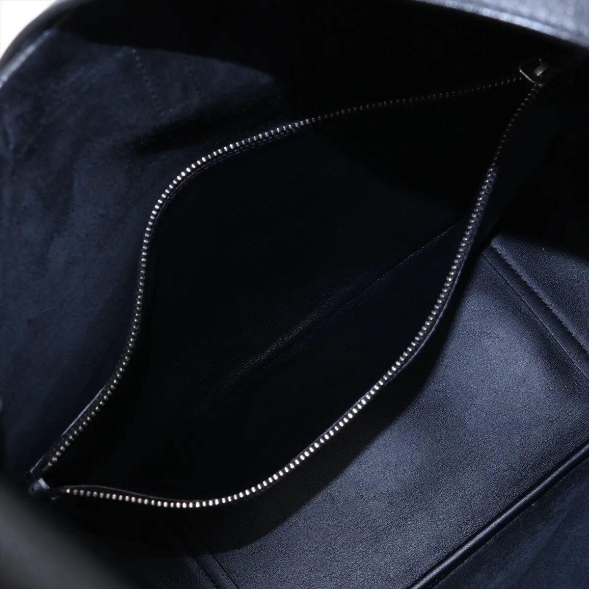 LE 5 A 7 Large 753837 Leather Shoulder Bag, Black — view 9