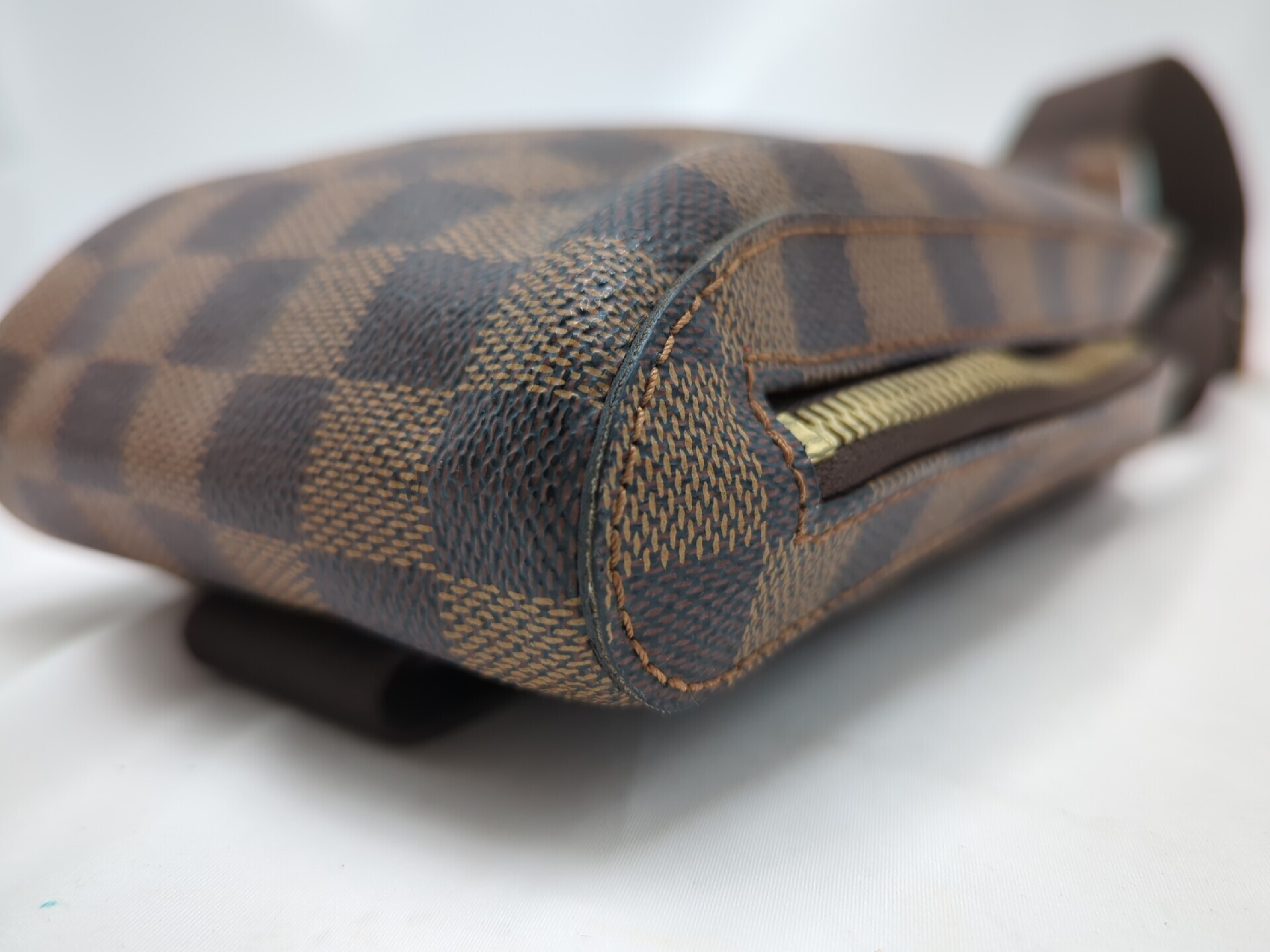 N51994 Damier Geronimos Shoulder Bag — view 4