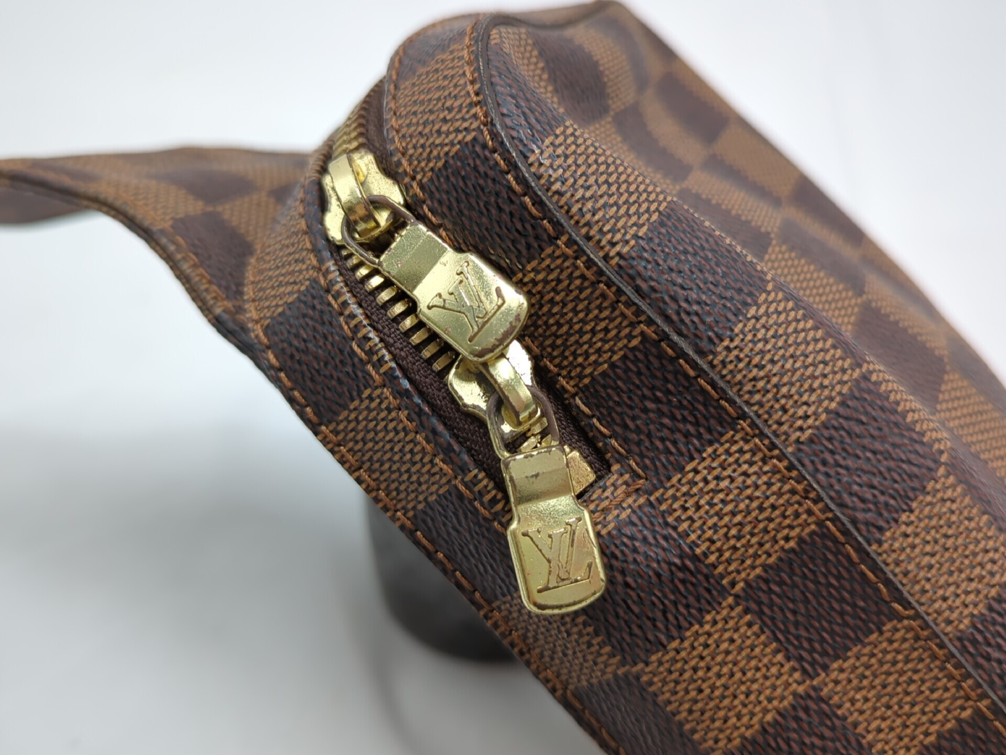 N51994 Damier Geronimos Shoulder Bag — view 8