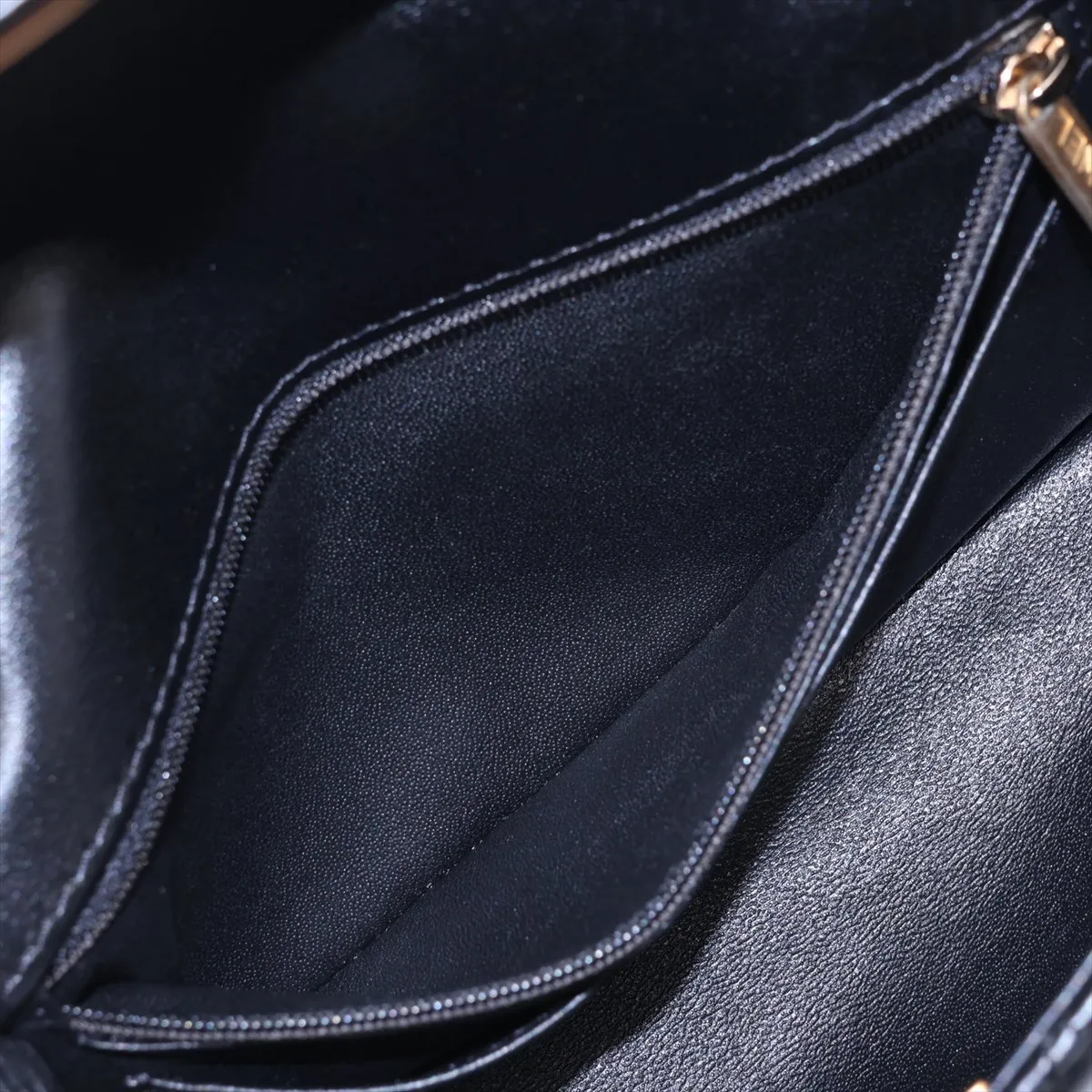 [Individually packaged] Chanel Matelassé 2.55 Mini Leather Single Flap Double Chain Bag, Black with Gold Hardware, H9E6HC25, Random Plate, AS0874 — view 8