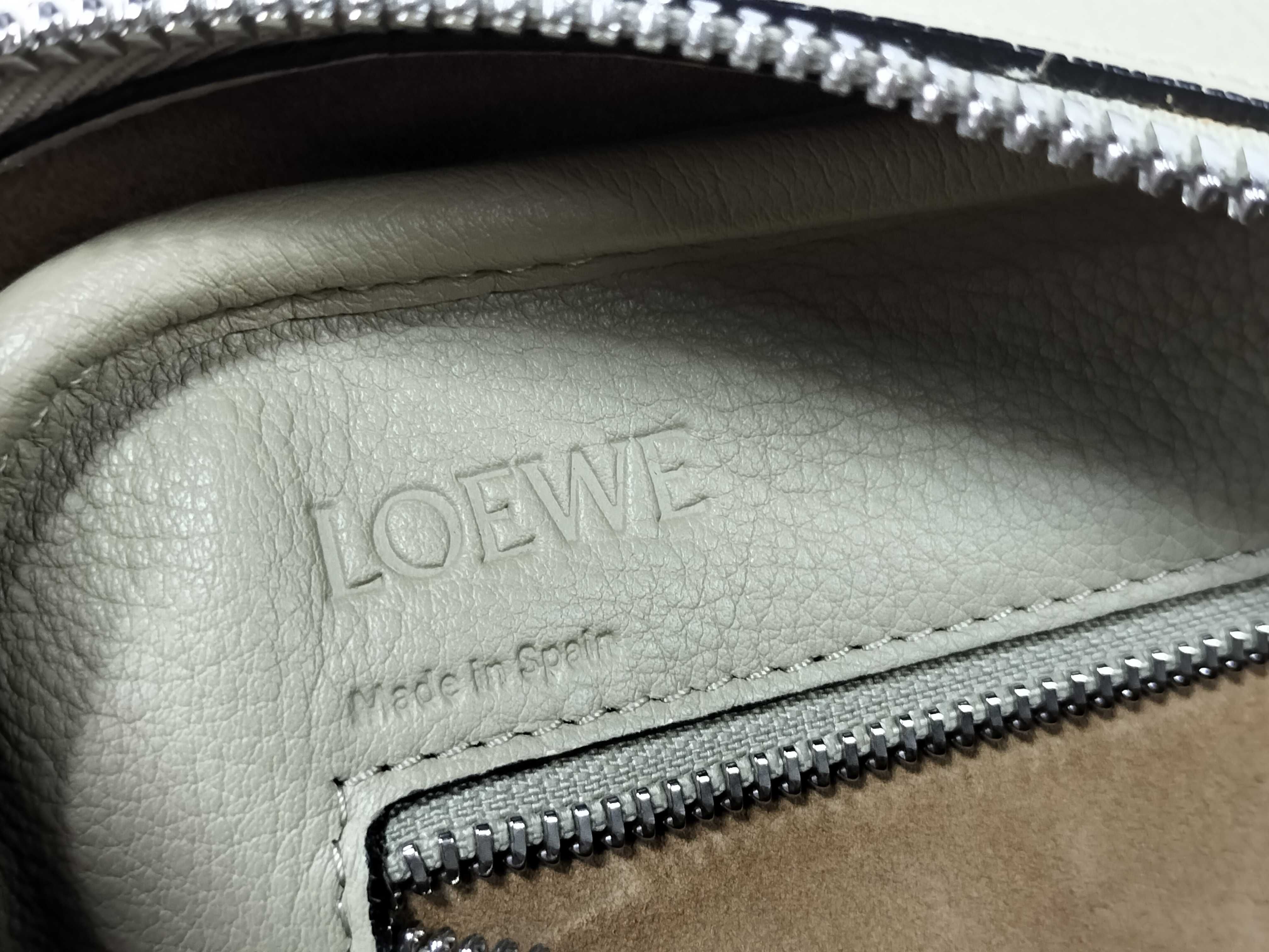 Amazona 75 Medium Leather Beige Handbag — view 12
