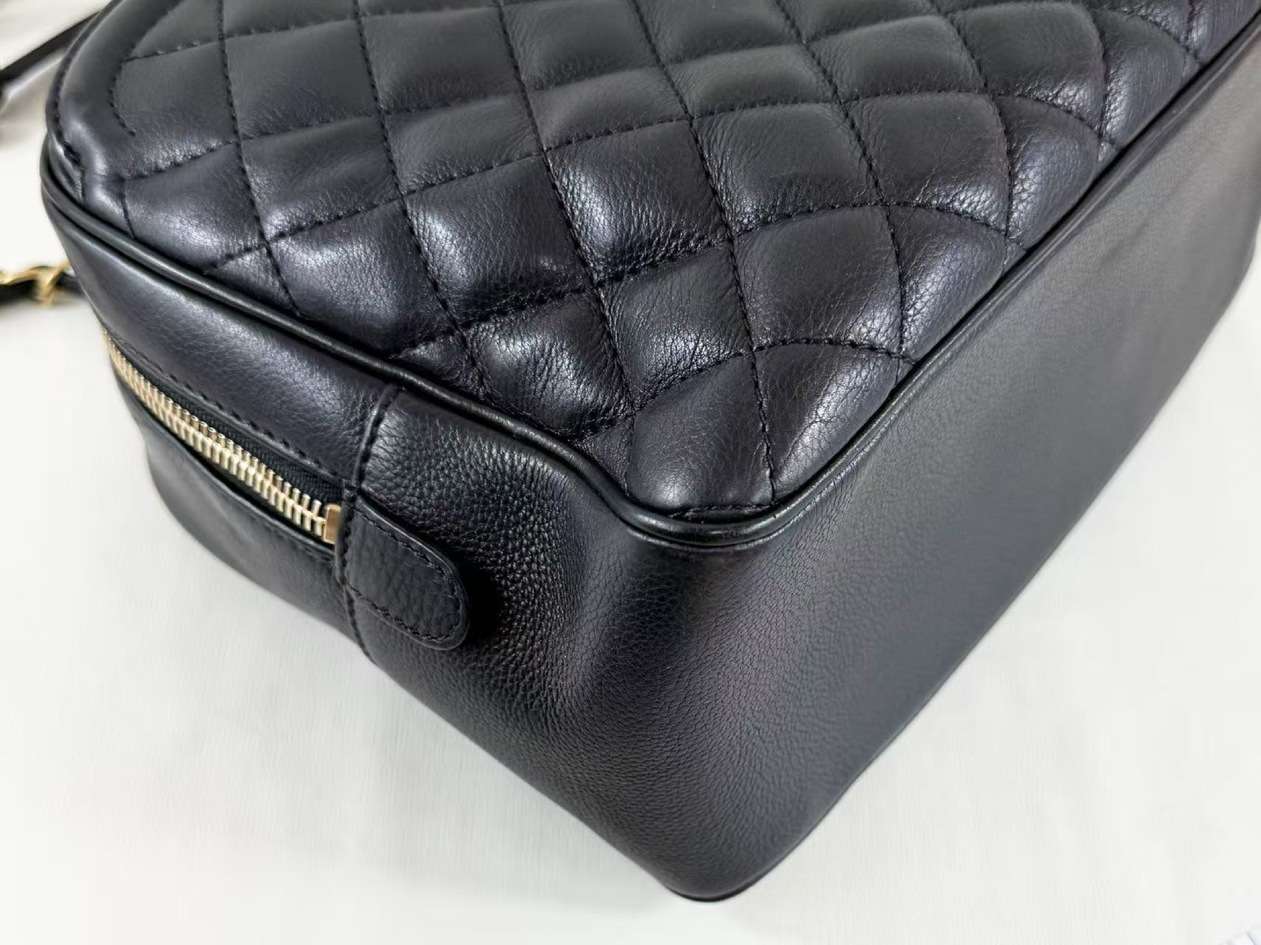 Black Matelassé 2-way Shoulder Bag, W25/H18/D10cm (approx.), Serial Number 26-something, with Authenticity Card and Seal, Vintage Gold Hardware, Item Number 26525985 — view 9