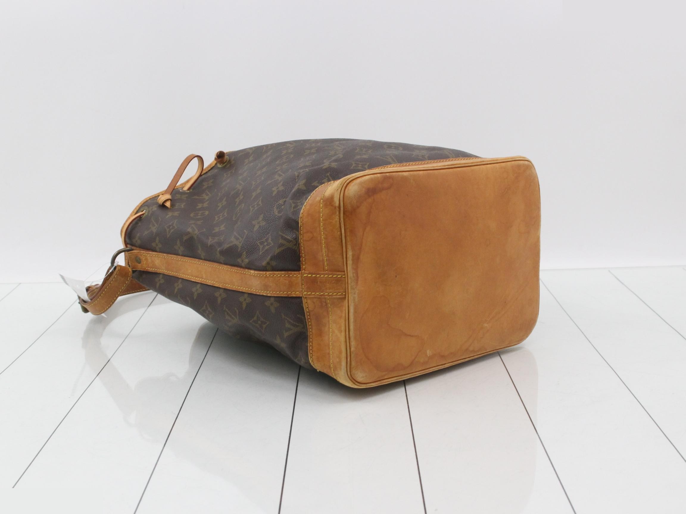 Noé Shoulder Bag — view 5