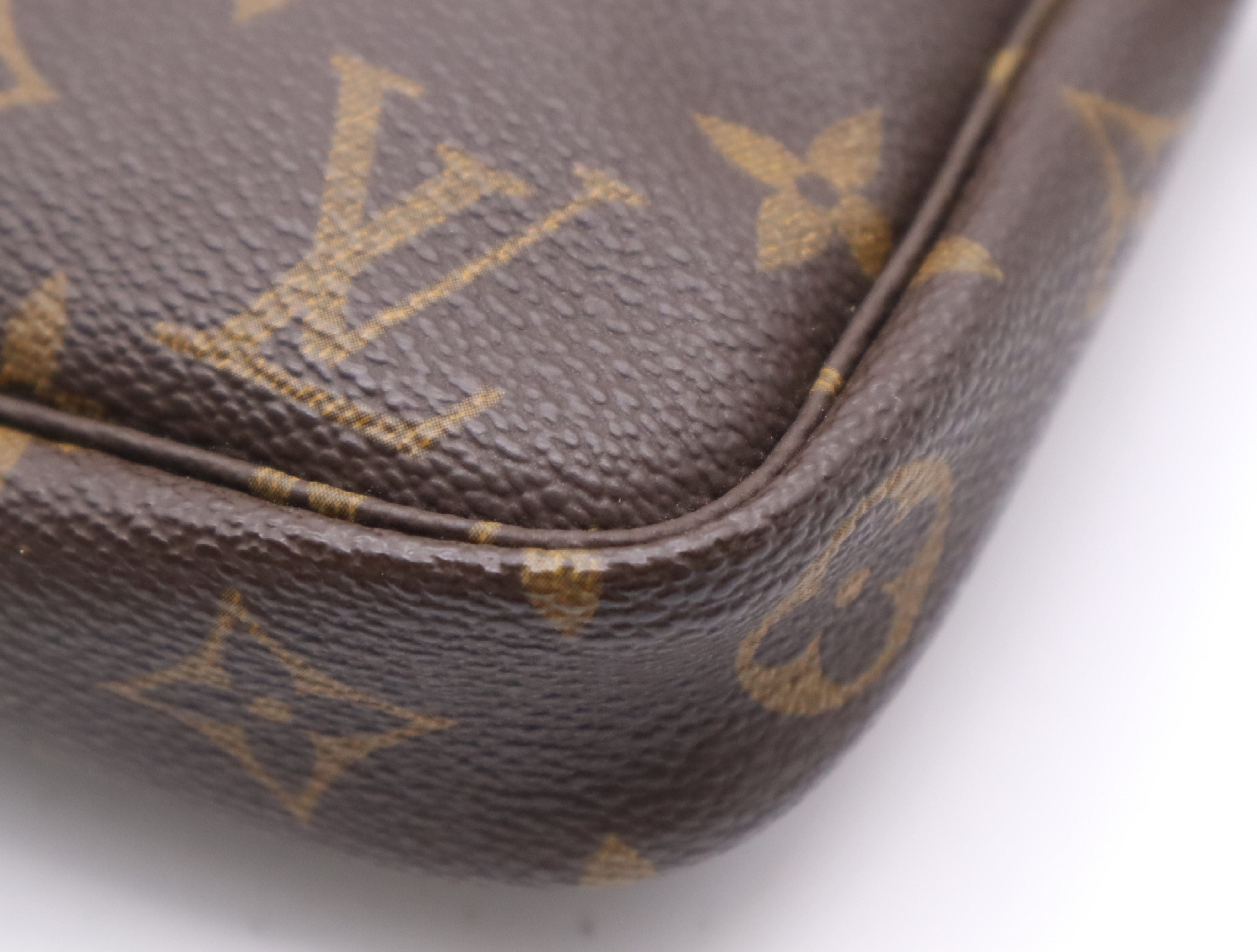 M51980 Monogram Pochette Accessoires Pouch — view 7