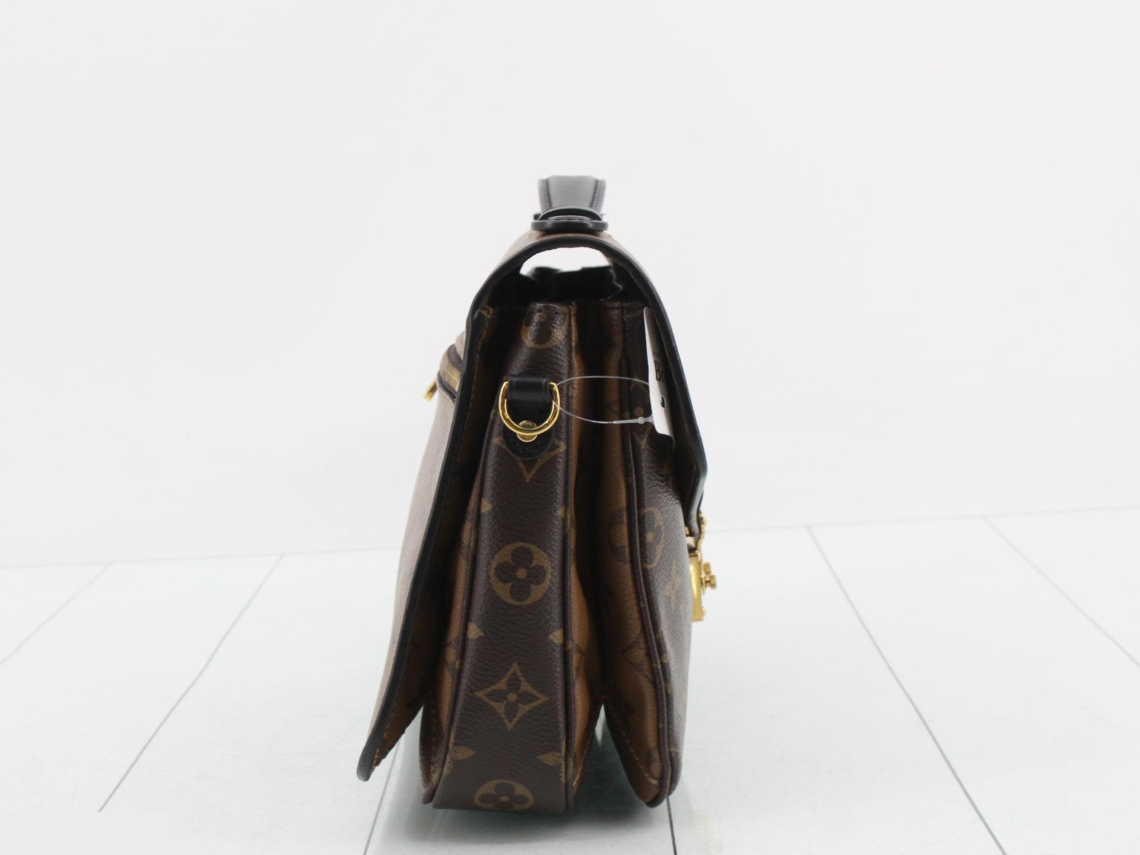 Monogram Reverse Pochette Metis MM 2-Way Handbag — view 4