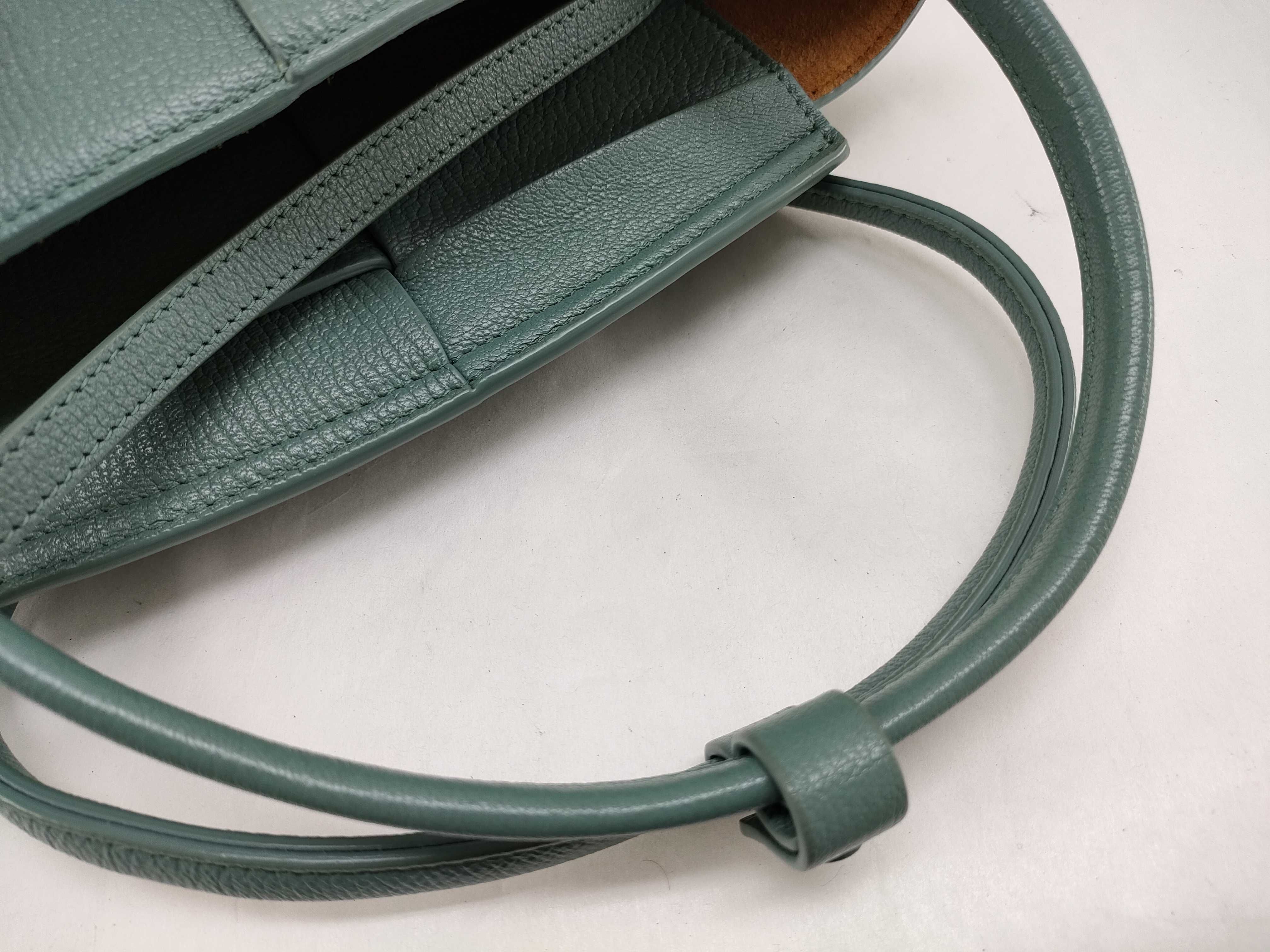 Intrecciato Arco 2-Way Handbag Shoulder Bag — view 3