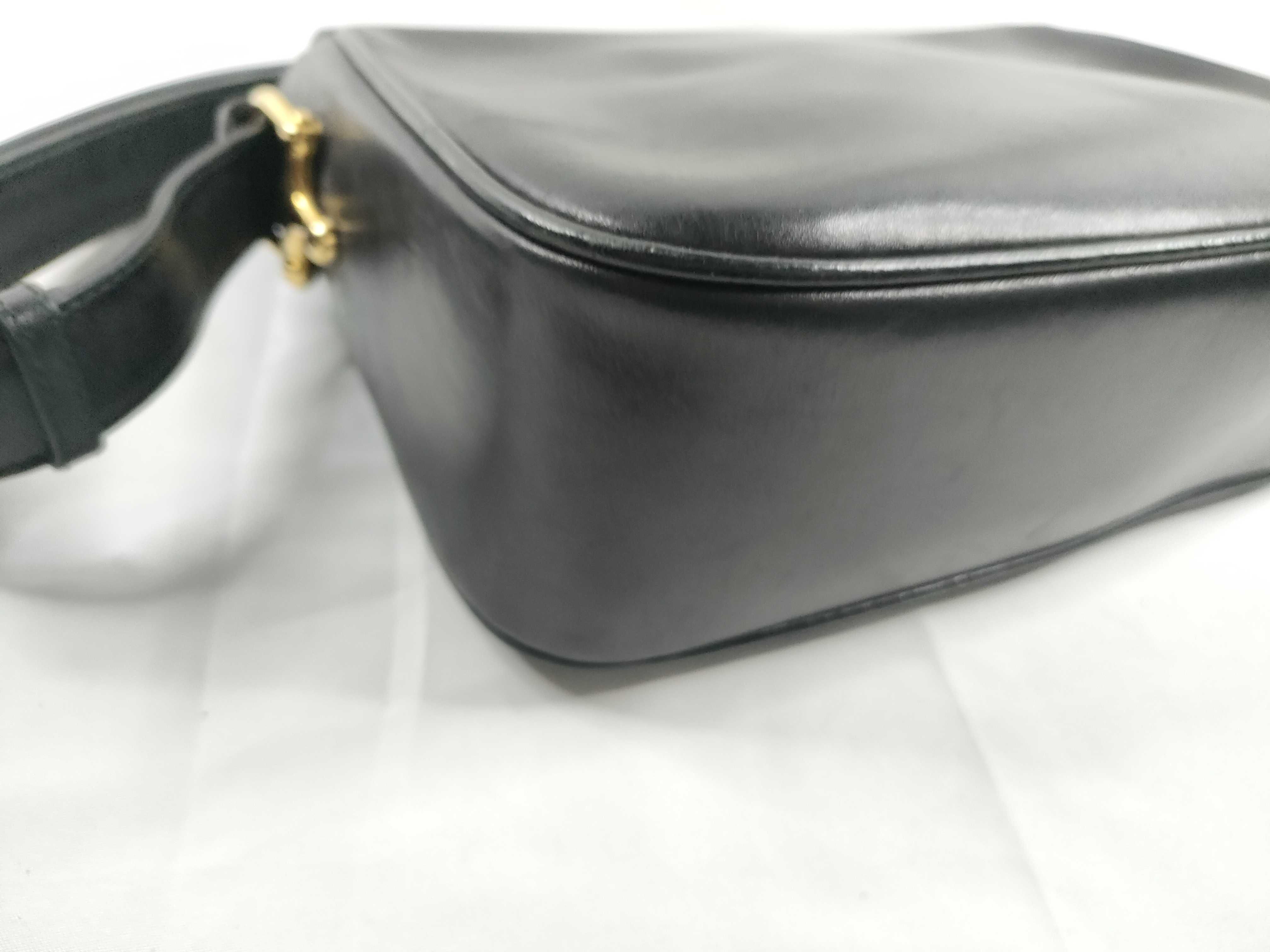 shoulder bag, carriage hardware, black leather shoulder bag — view 3