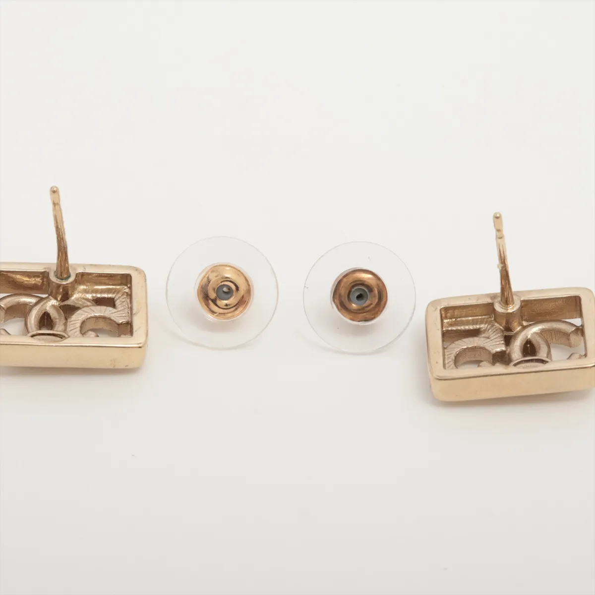 Sport Coco Mark No. 5 A23B Earrings (Pair) GP x Rhinestone Gold — view 4