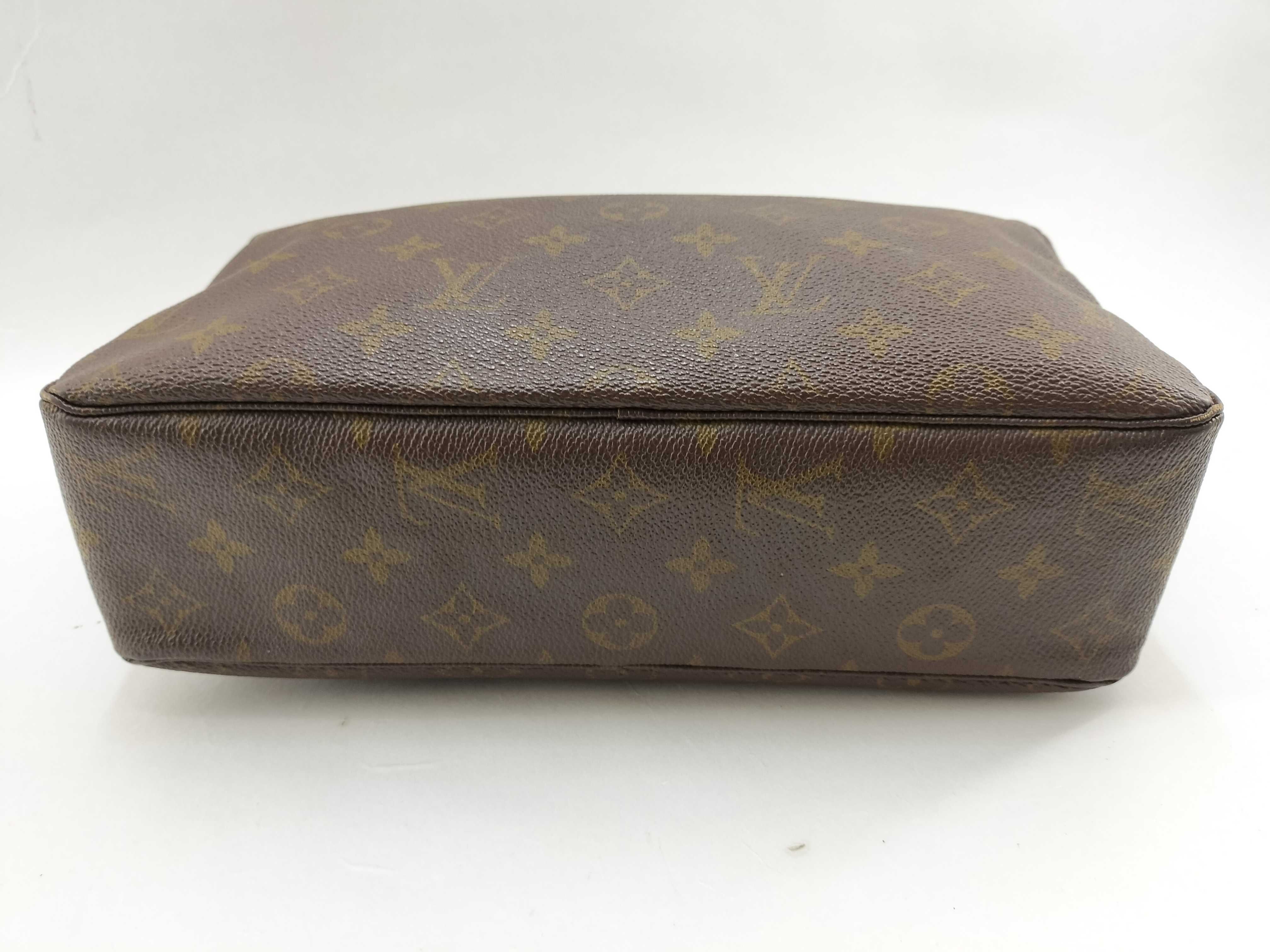 Monogram LV Louis Vuitton Trousse Toilette 28 Pouch — view 3