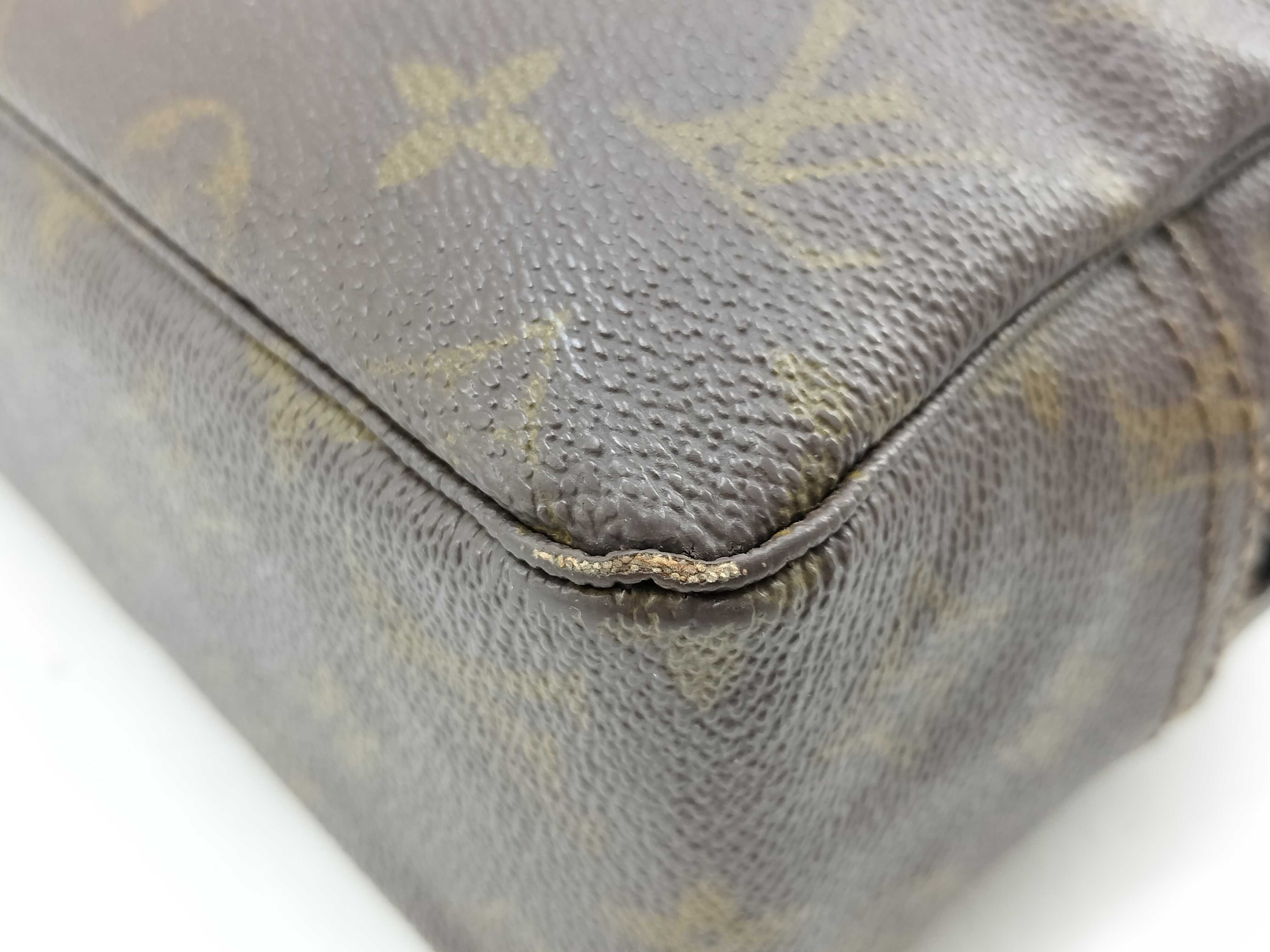 Monogram LV Louis Vuitton Trousse Toilette 28 Pouch — view 4