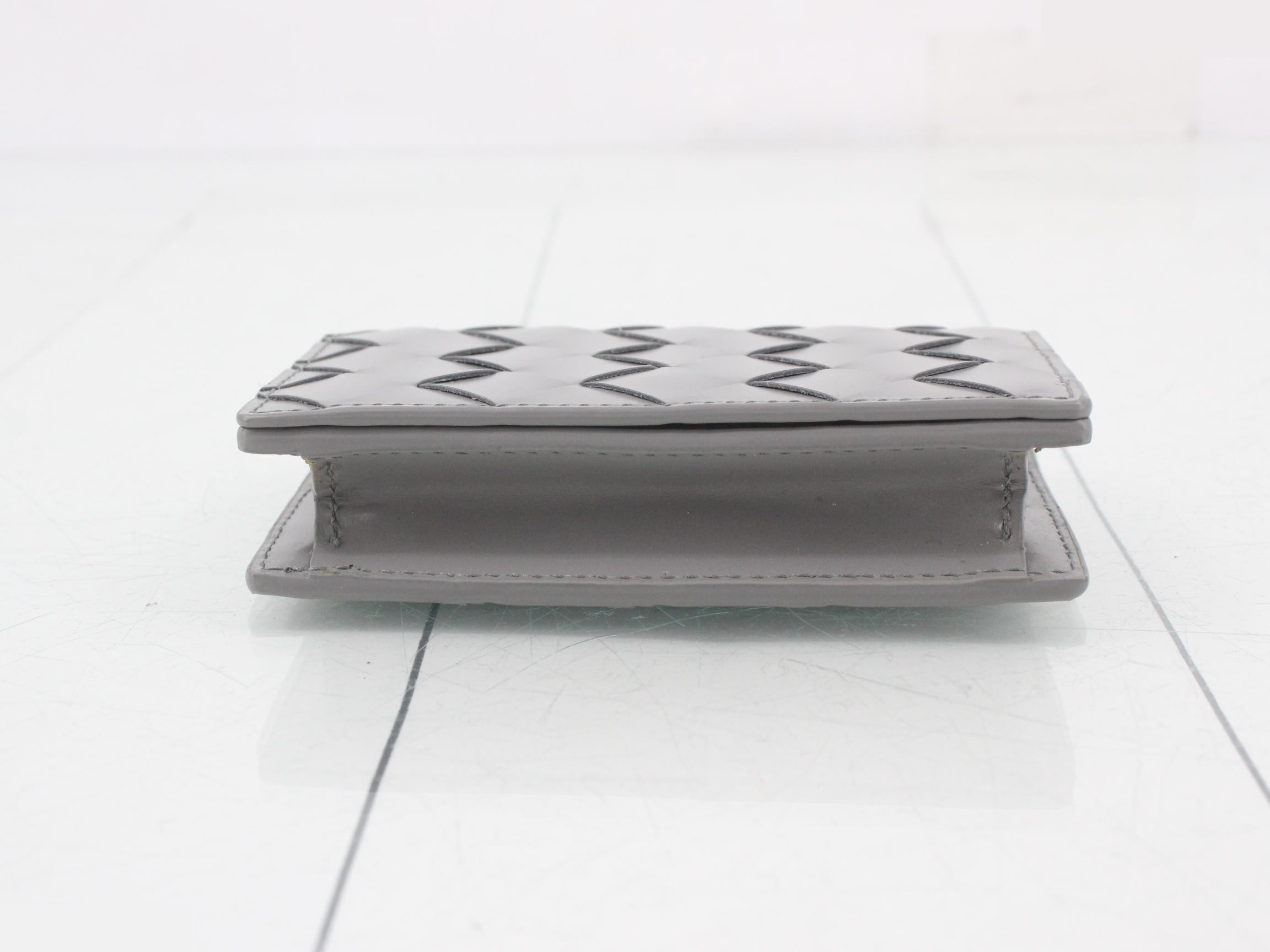 Intrecciato card case, RFID-enabled. — view 3