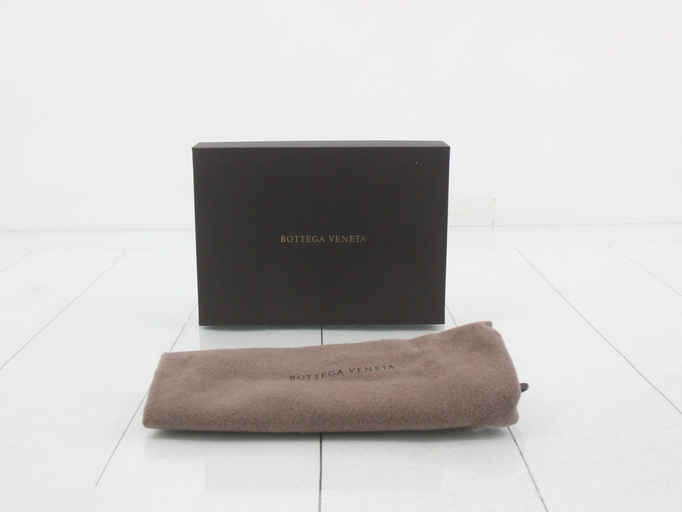 Intrecciato card case, RFID-enabled. — view 5