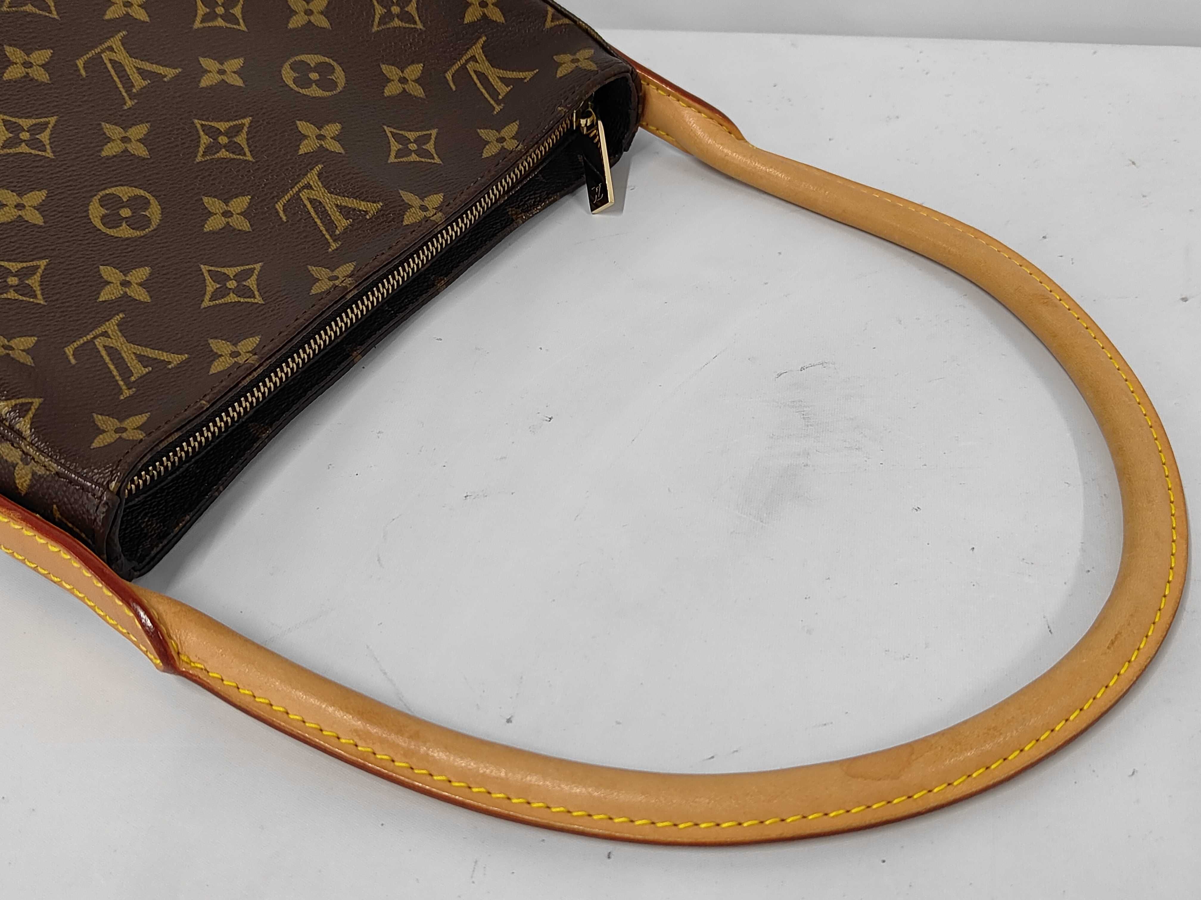 Looping MM Shoulder Bag Monogram M51146 Shoulder Bag — view 3