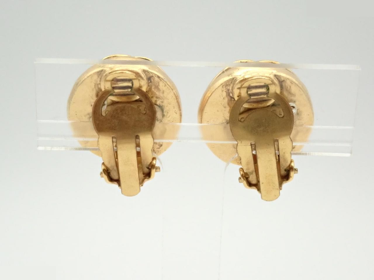 Earrings, Coco Mark, Pearl, Gold — view 2