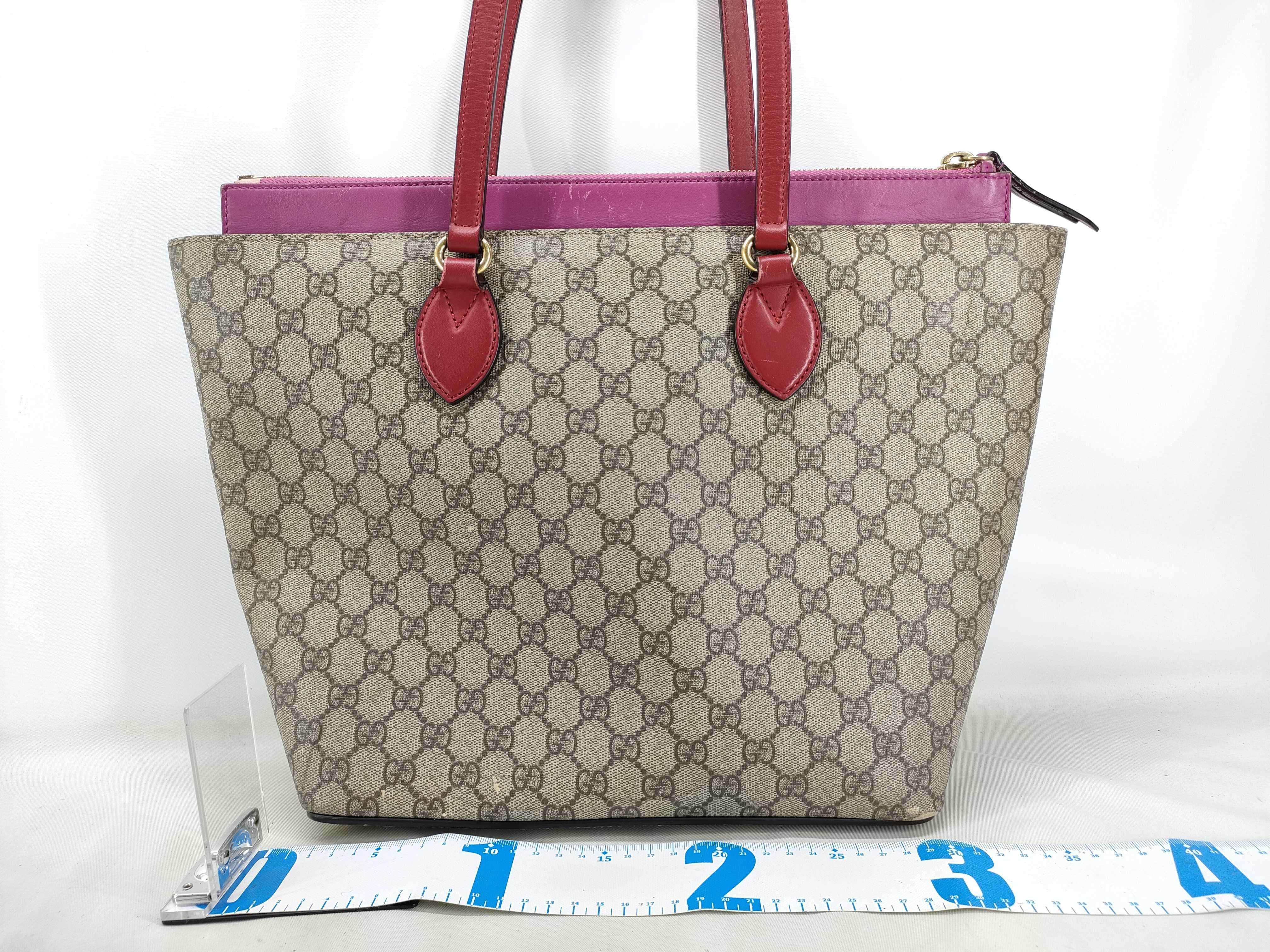 GG Supreme Gucci Tote Bag — view 2