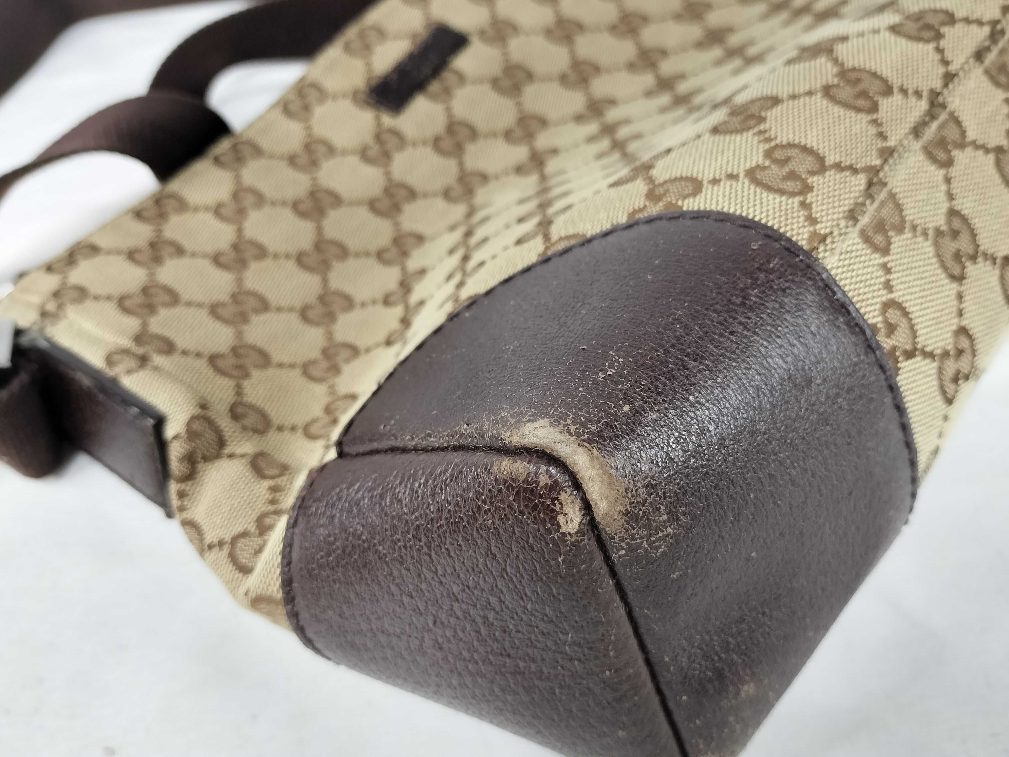 GG Canvas Gucci Bag Shoulder Bag — view 7