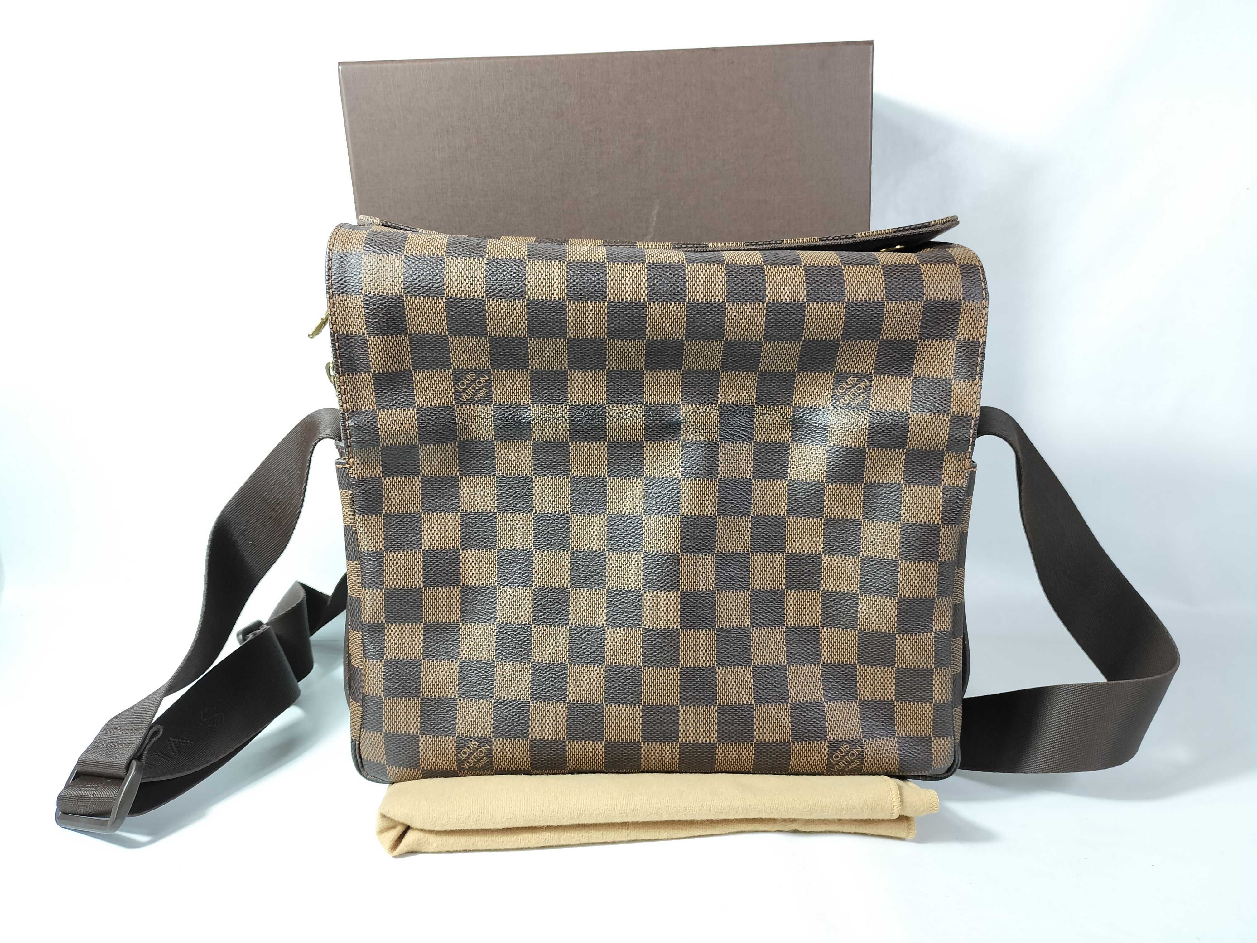 Damier LV Damier Naviglio SR0088 Shoulder Bag