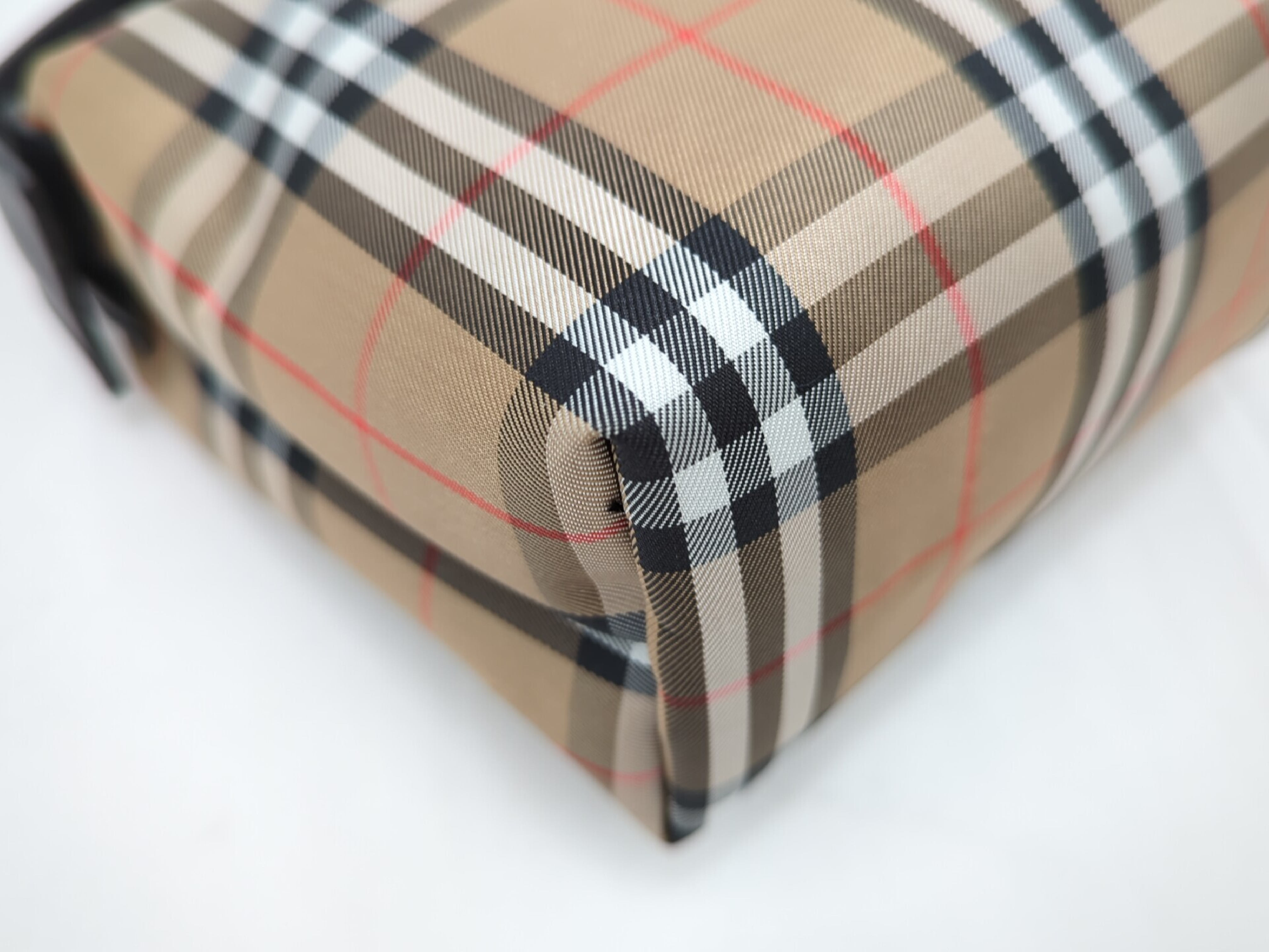 pouch — view 4