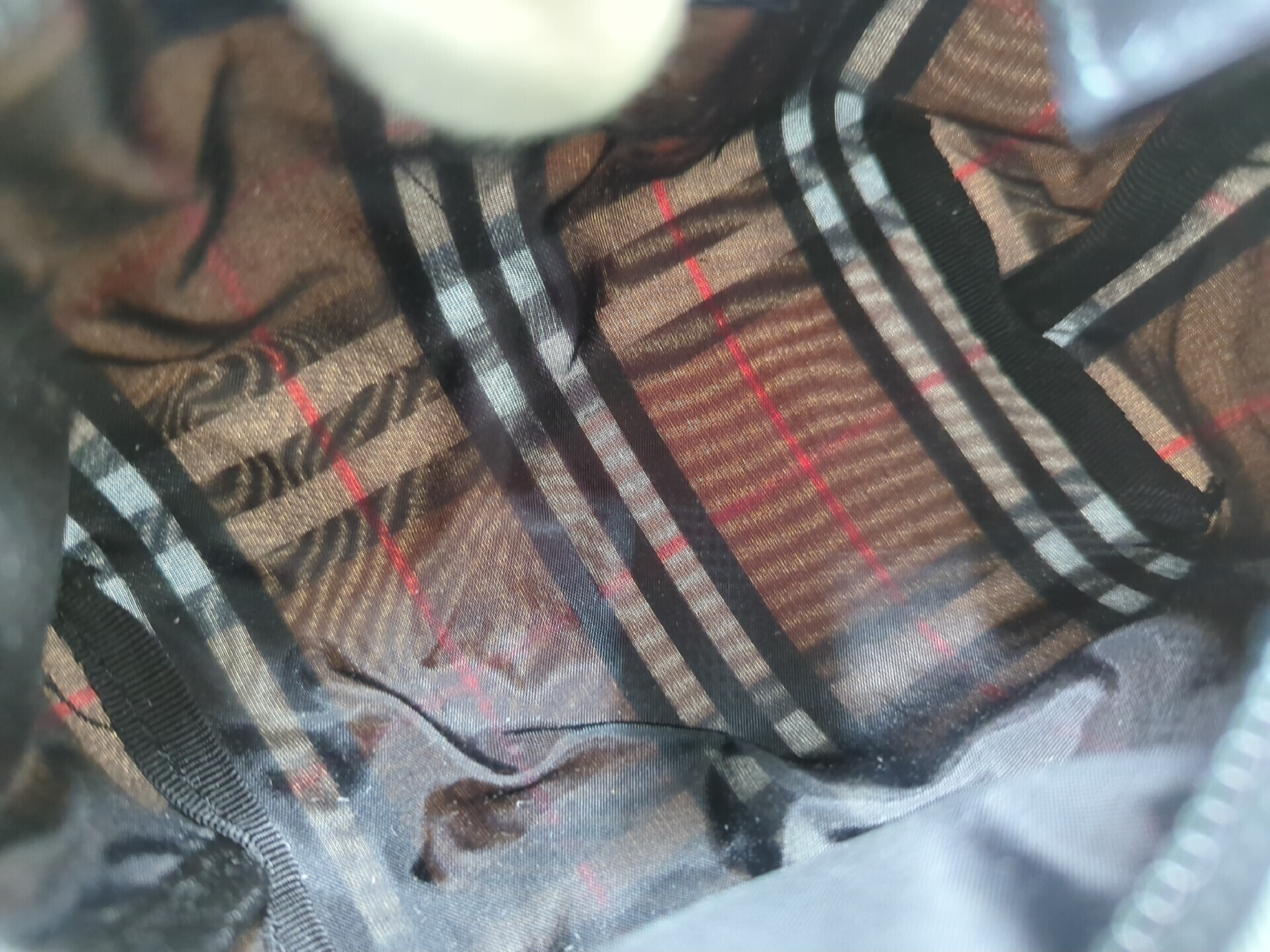pouch — view 9