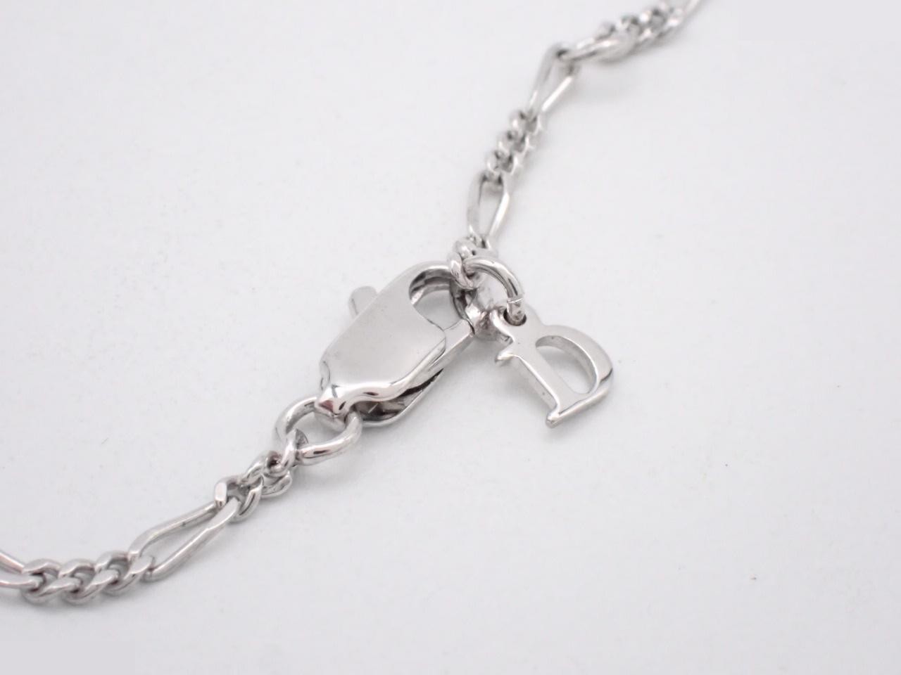 Other items in the line: Precious metal bracelets and bangles (metal), wrist circumference approximately 22.5 cm. — view 3