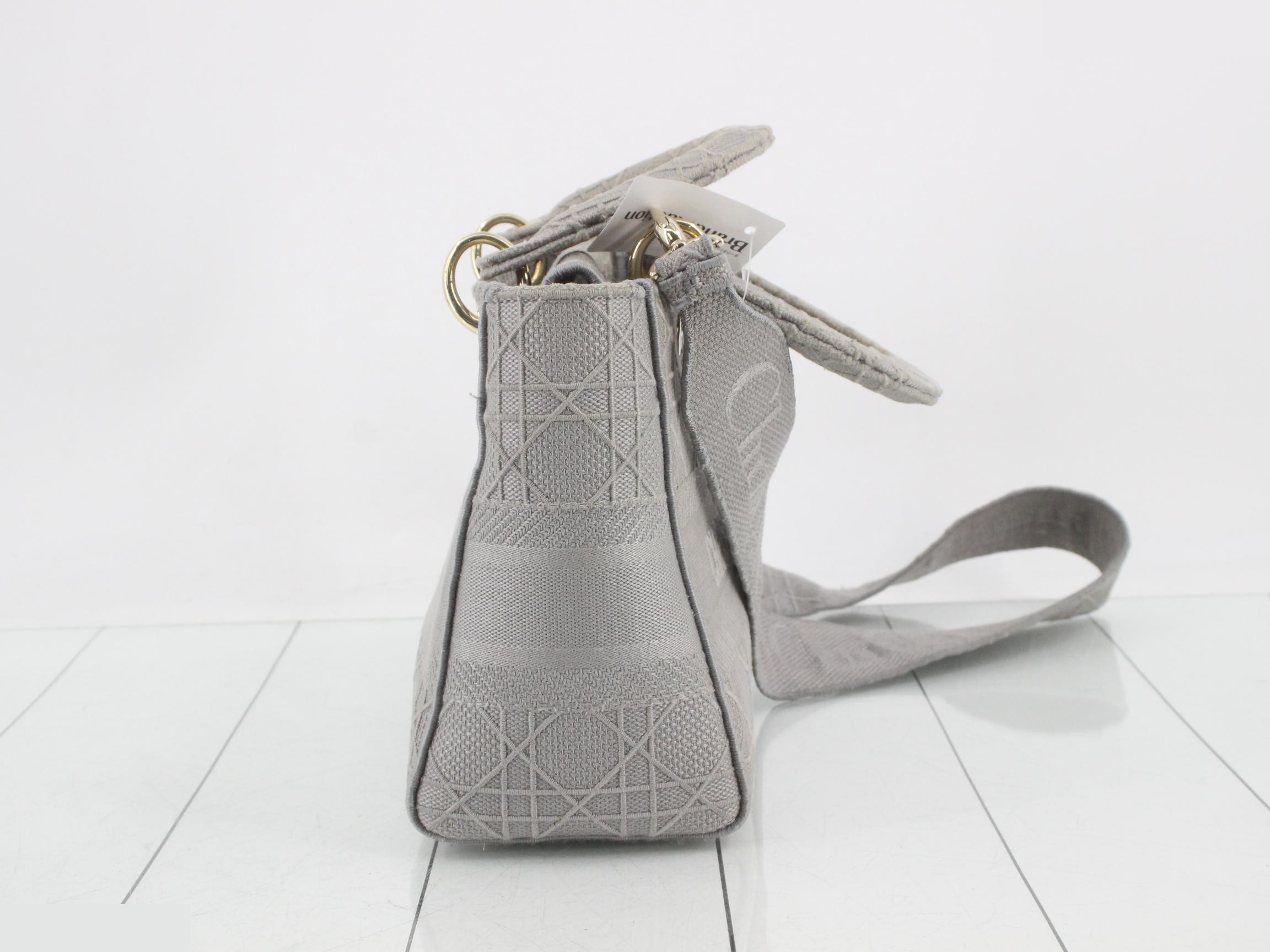 Lady Dior D-Light 2-Way Shoulder Bag — view 4