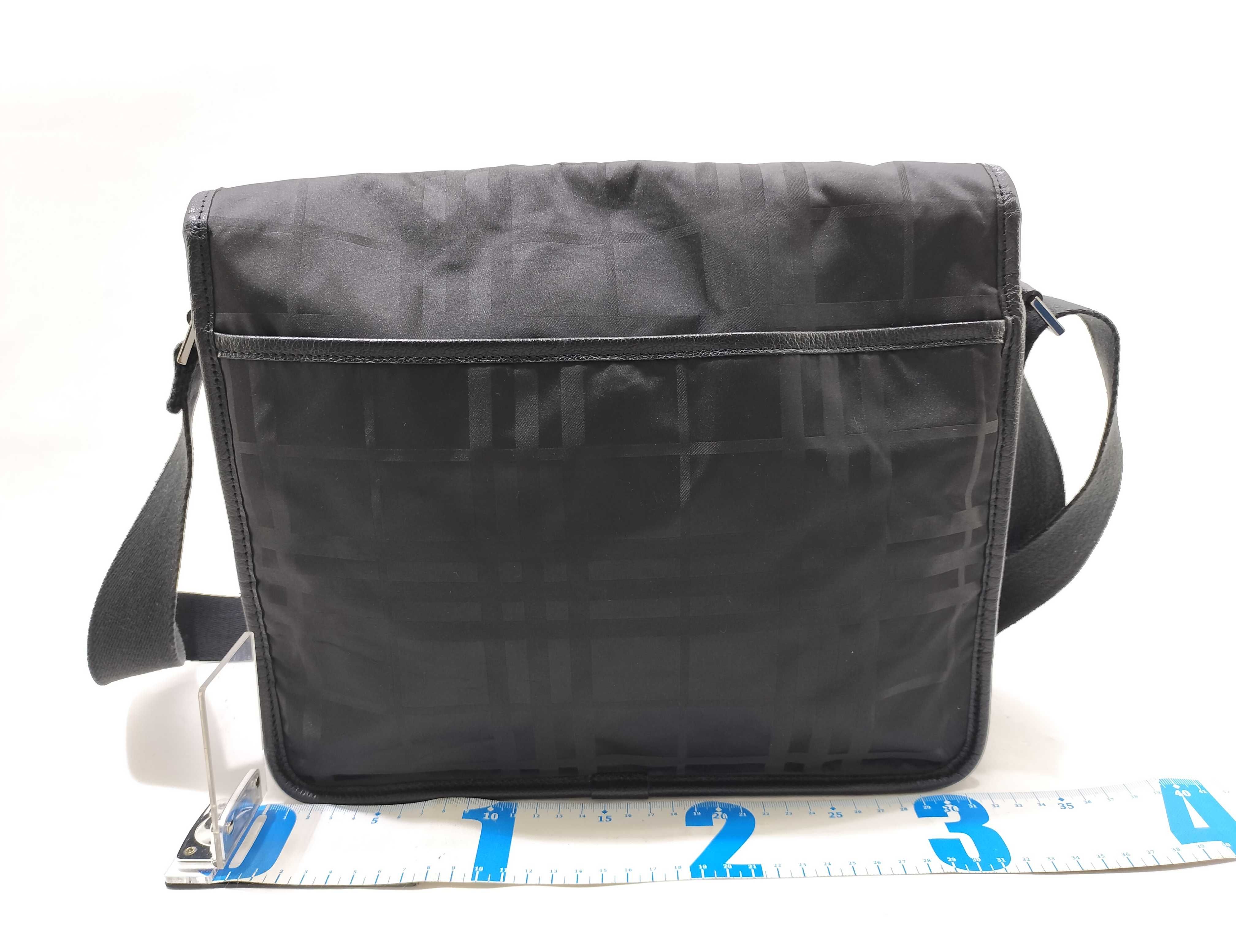 Black Label Burberry Black Label Messenger Bag Check Black Shoulder Bag — view 2