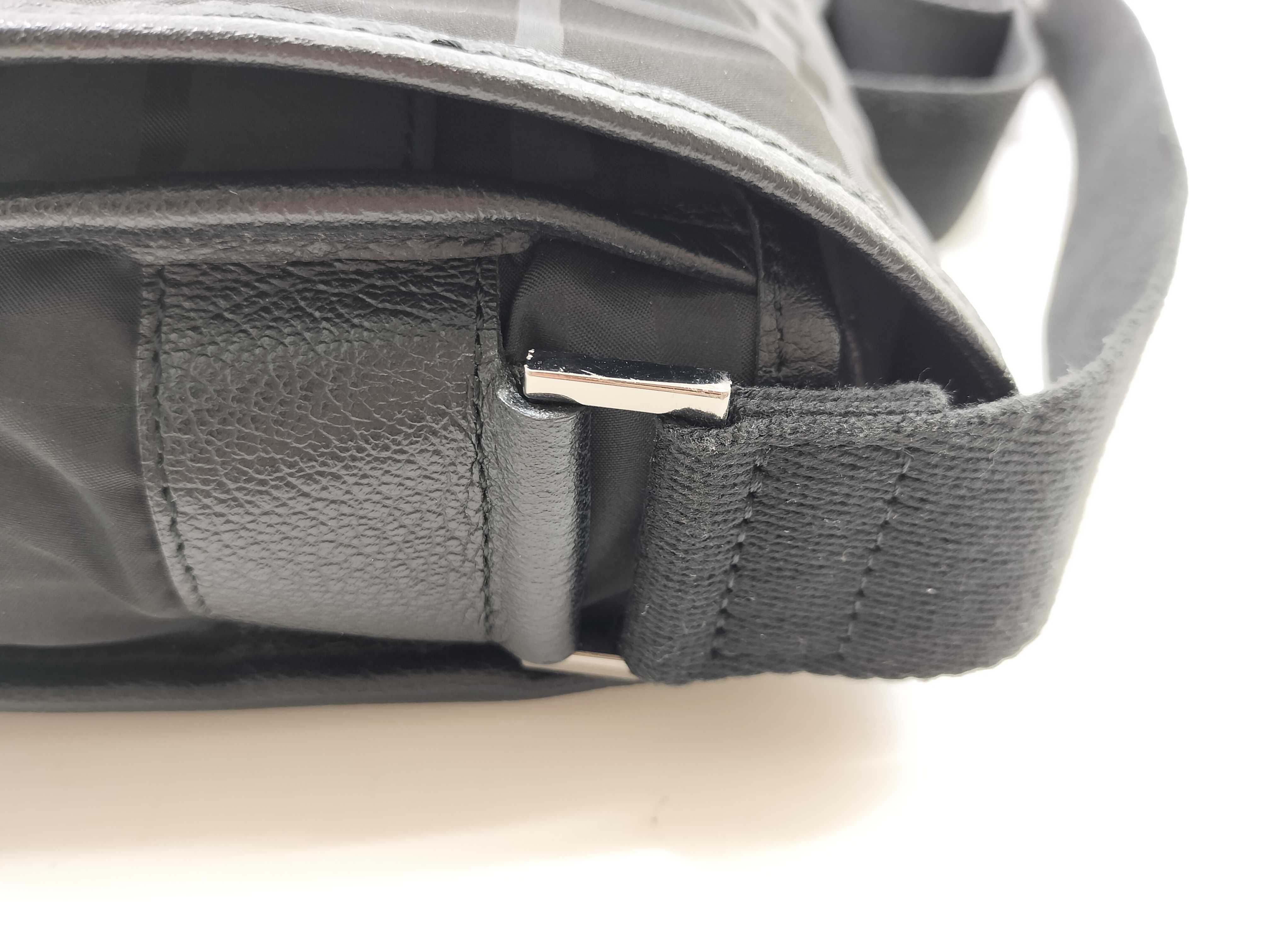Black Label Burberry Black Label Messenger Bag Check Black Shoulder Bag — view 6