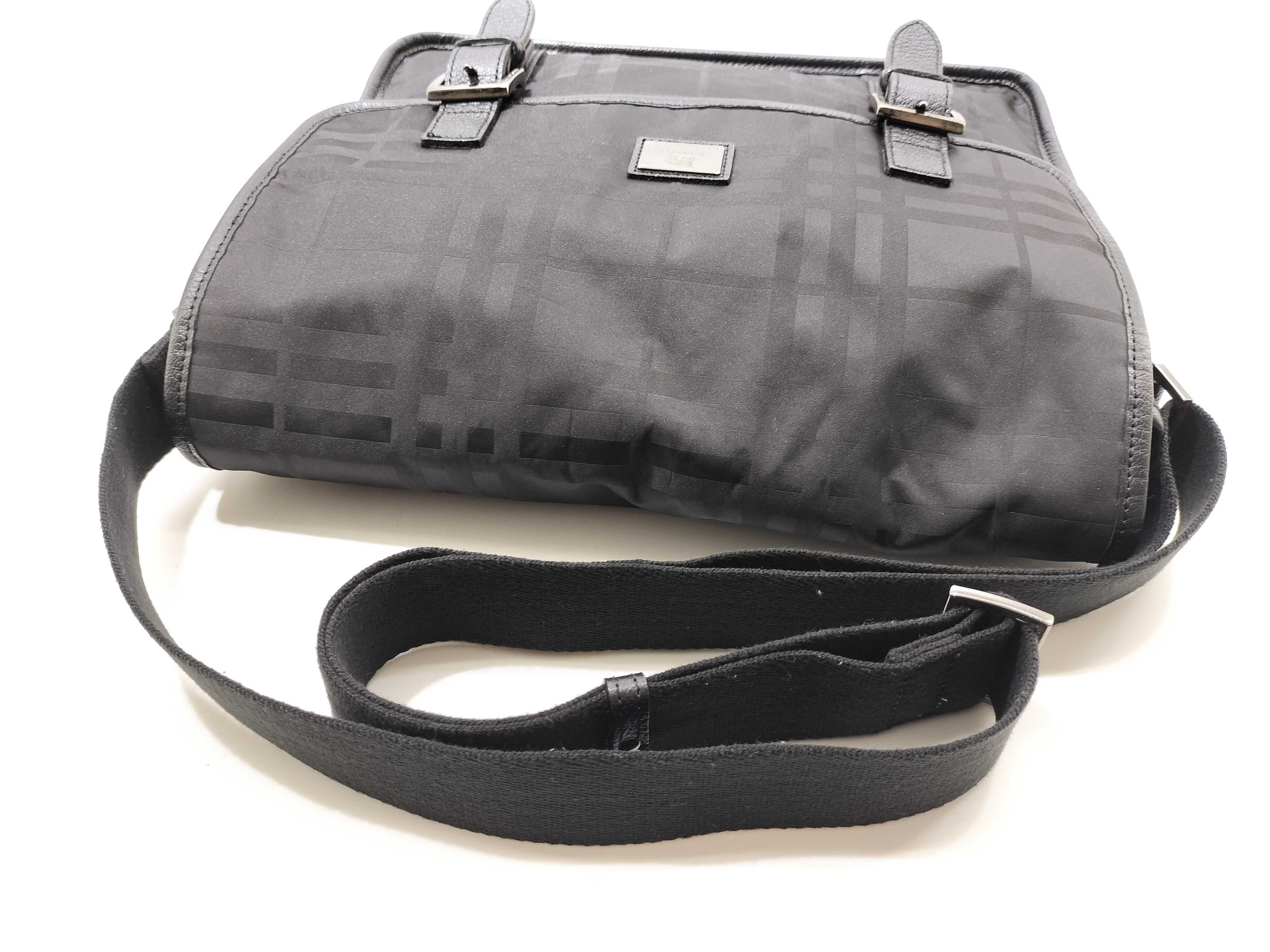 Black Label Burberry Black Label Messenger Bag Check Black Shoulder Bag — view 8