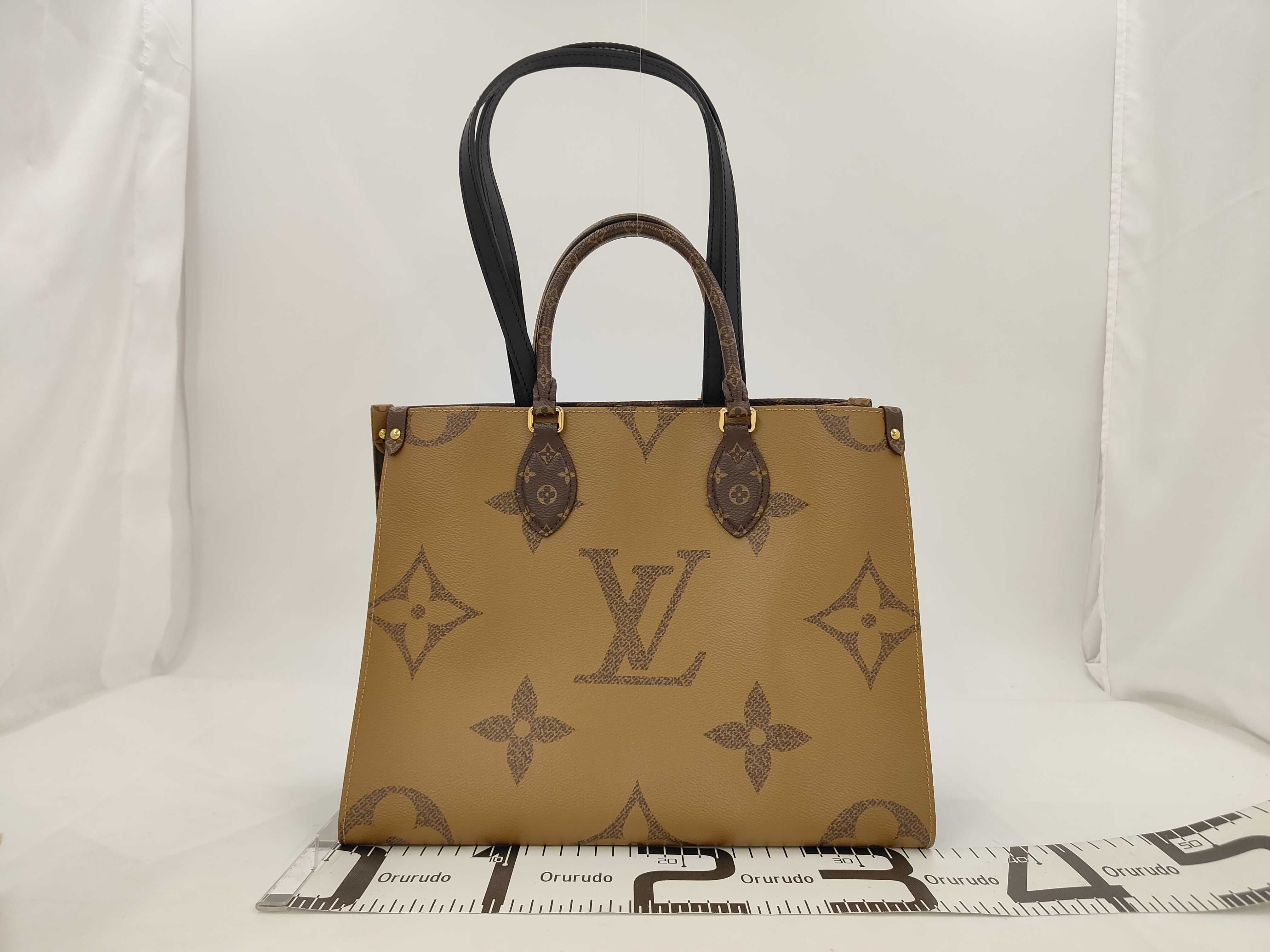 M45321 Monogram Giant Reverse OnTheGo MM RFID-tested, with dust bag, handbag. — view 2