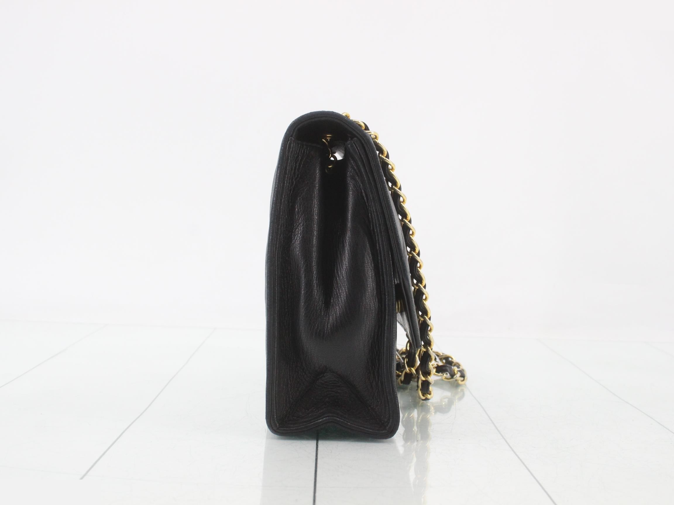 Matelassé chain shoulder bag, lambskin, black — view 4