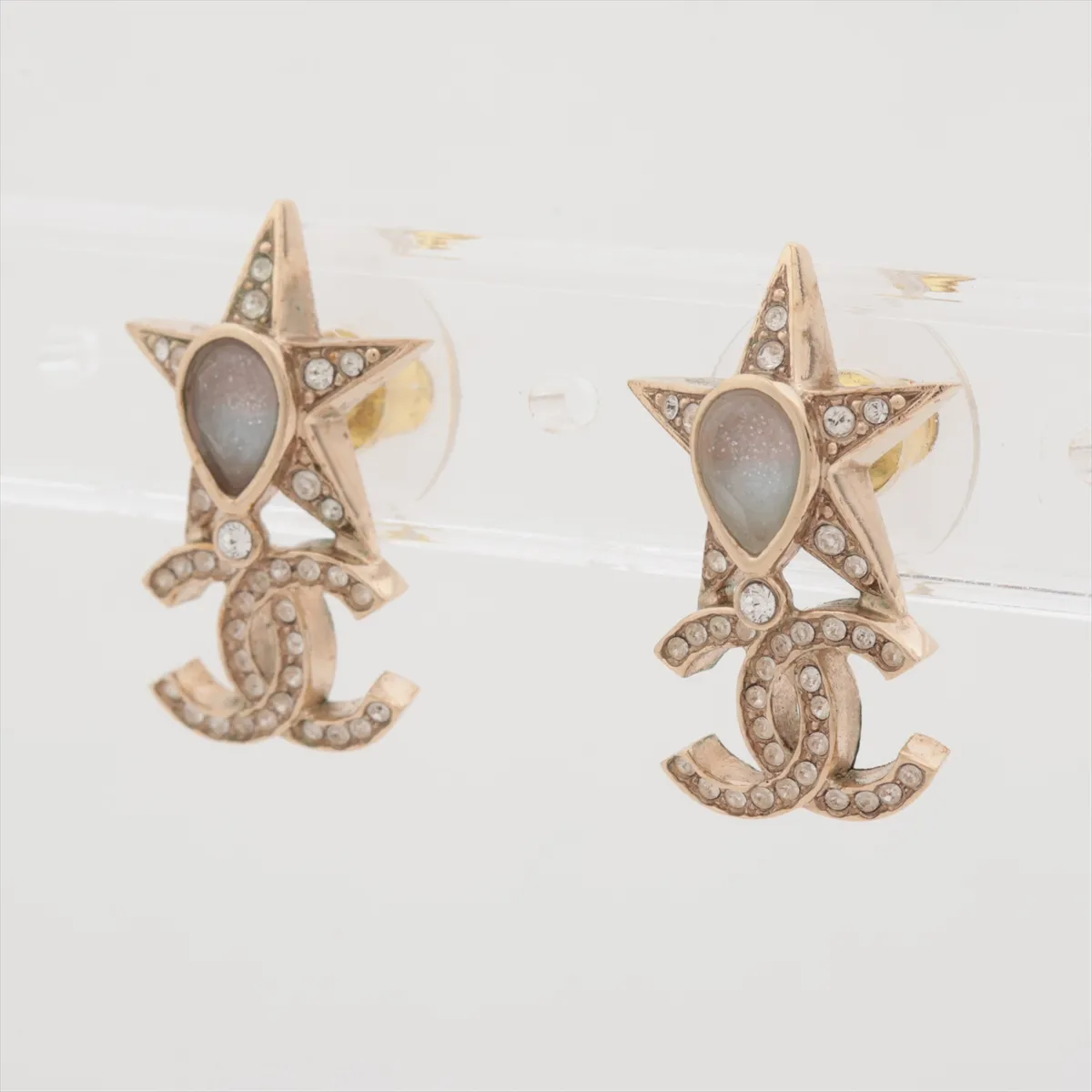 Coco Mark I23P Earrings (Pair) GP x Rhinestone Gold - — view 3