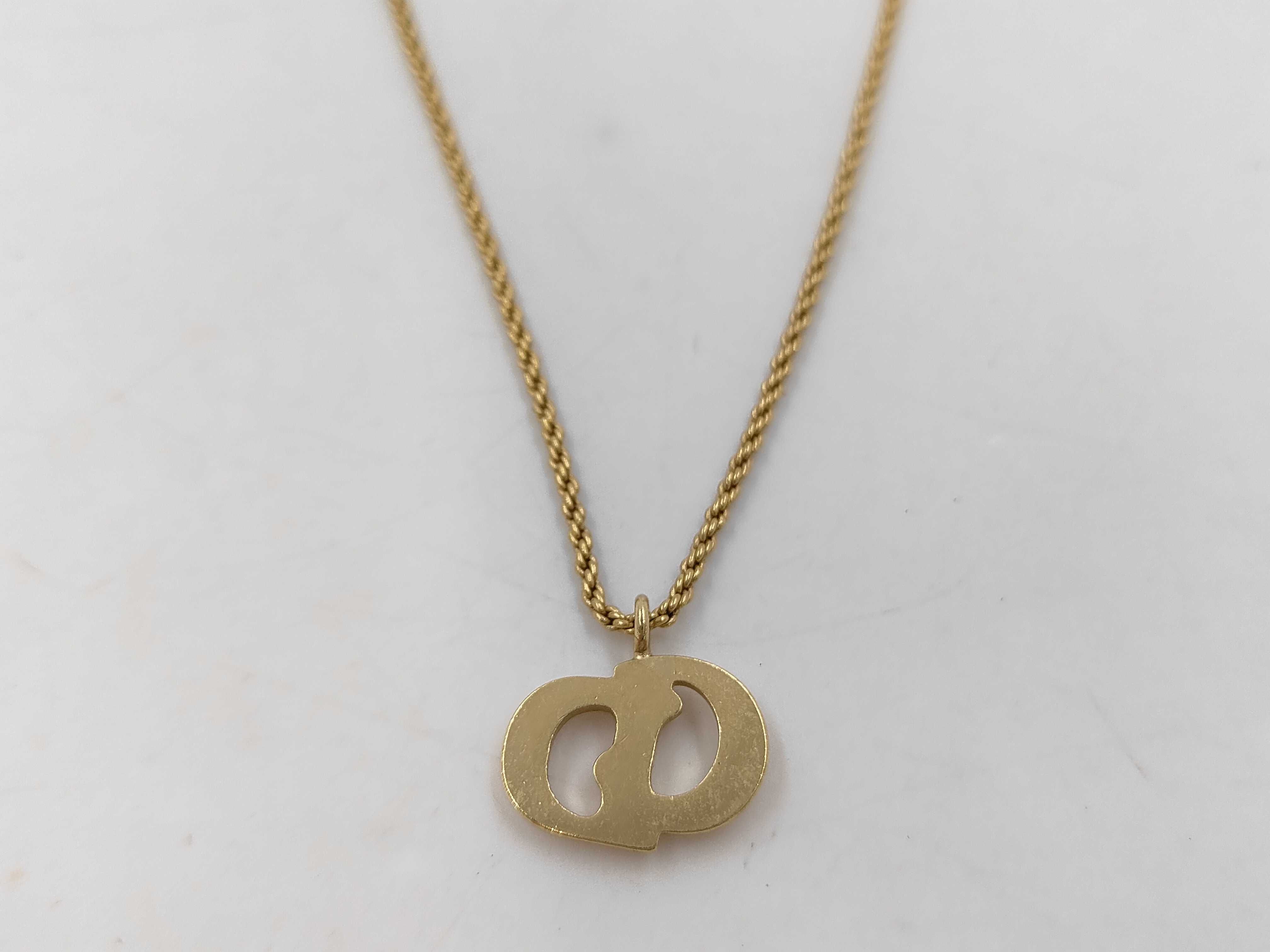necklace — view 5