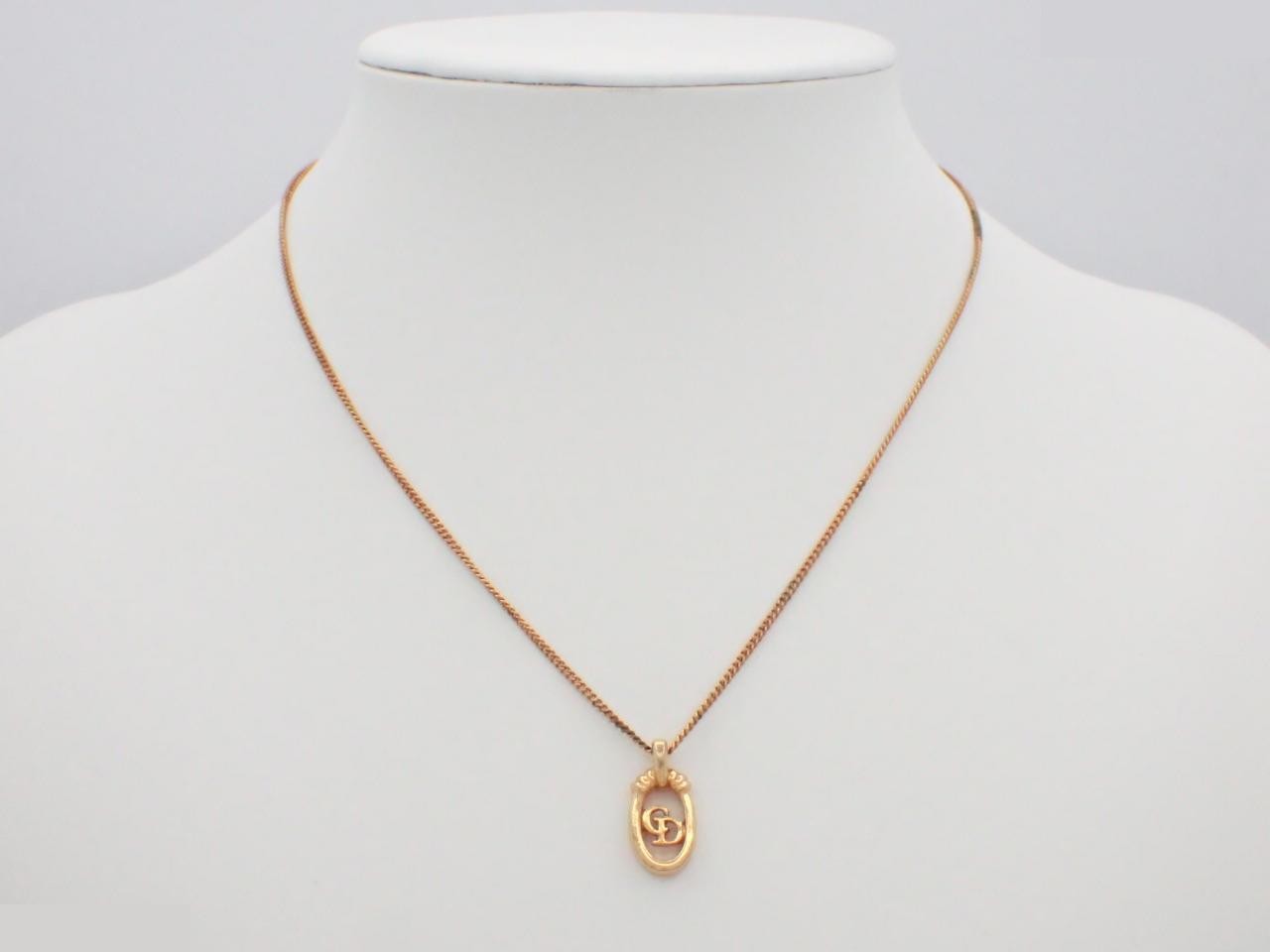 Other lines: Precious metals, necklaces, pendants, logo — view 3