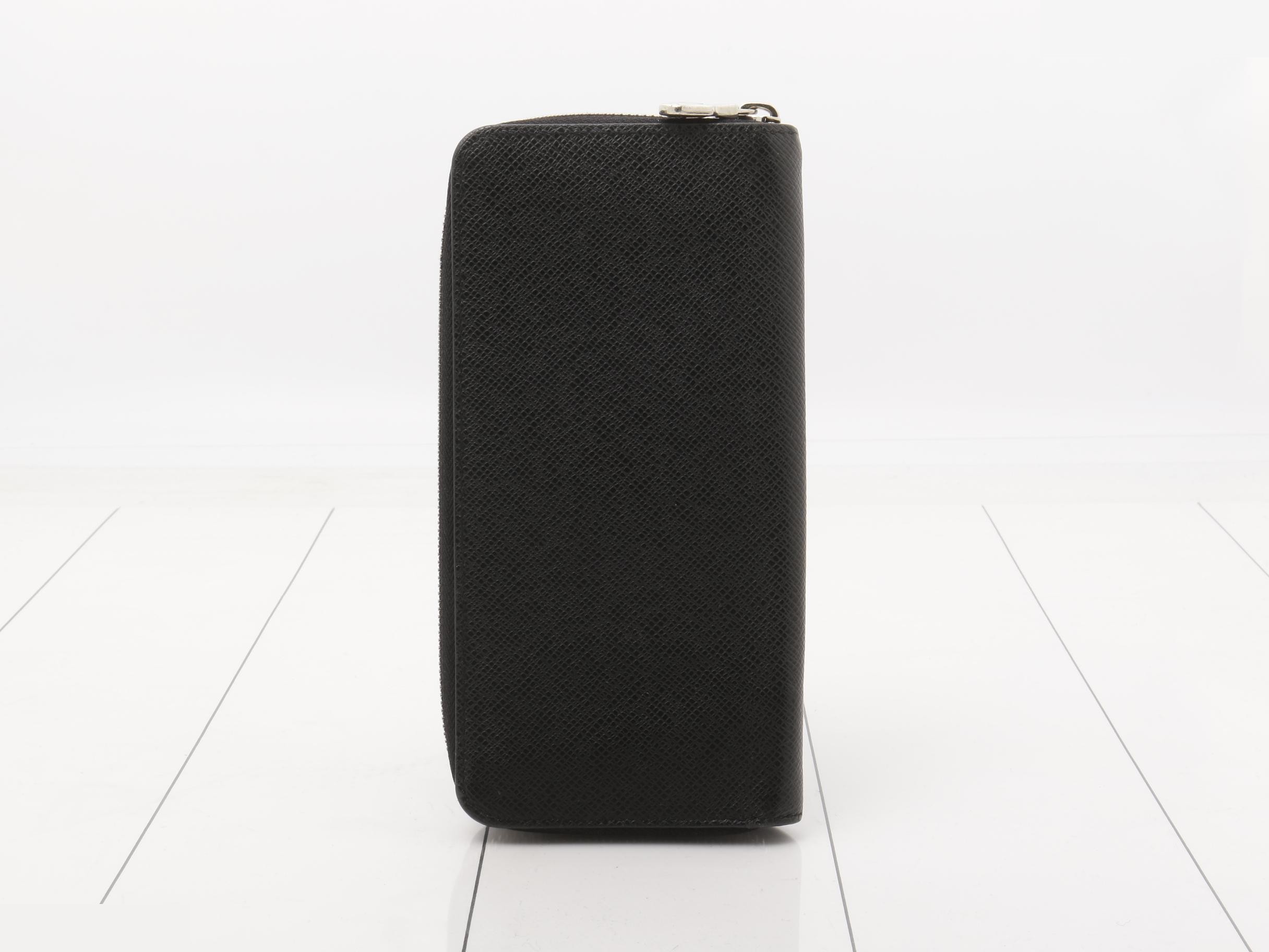 Zippy Organizer Taiga Ardoise Round Zipper Long Wallet — view 2
