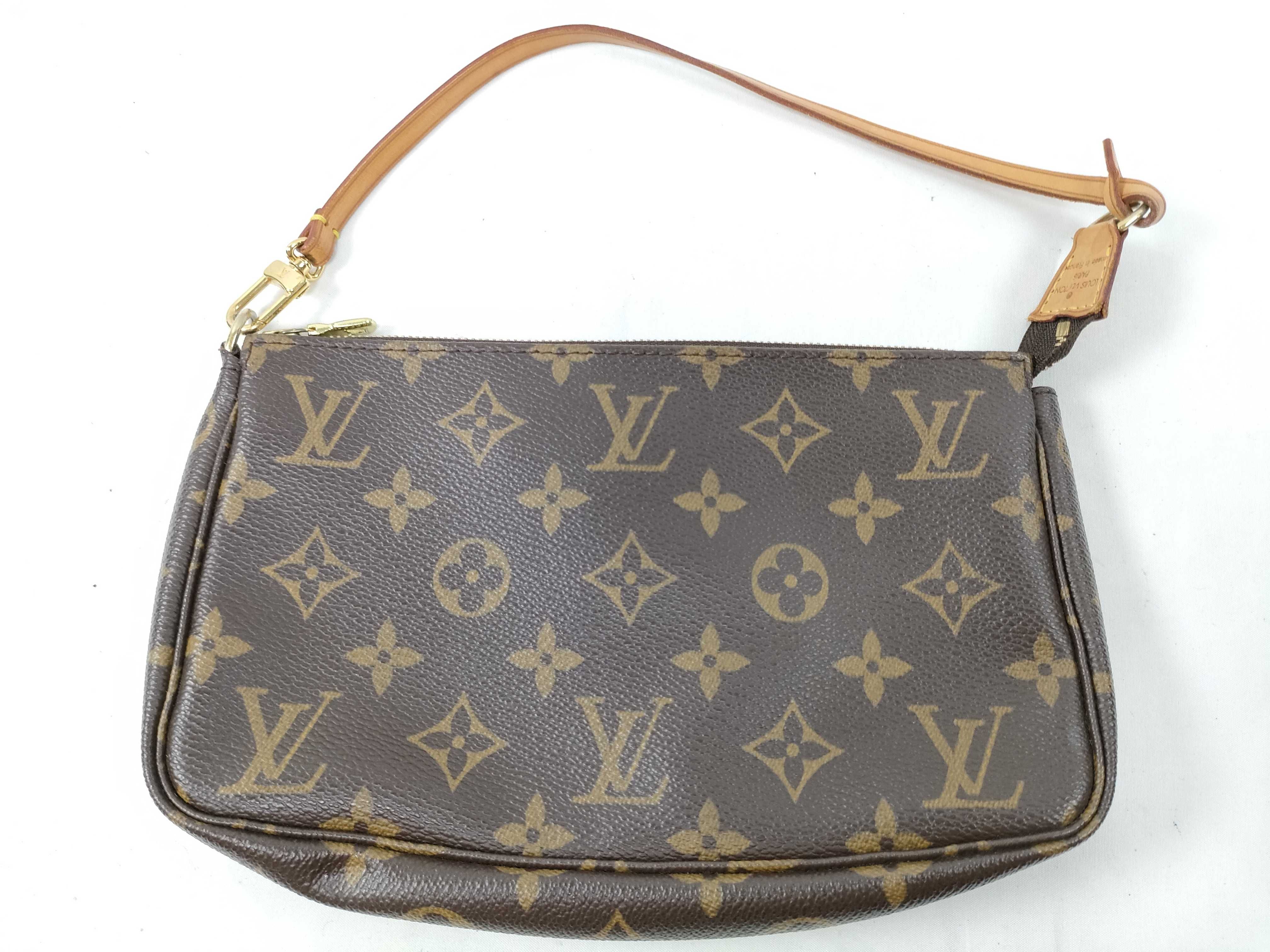Monogram Louis Vuitton Monogram Accessoires M51980 Pouch