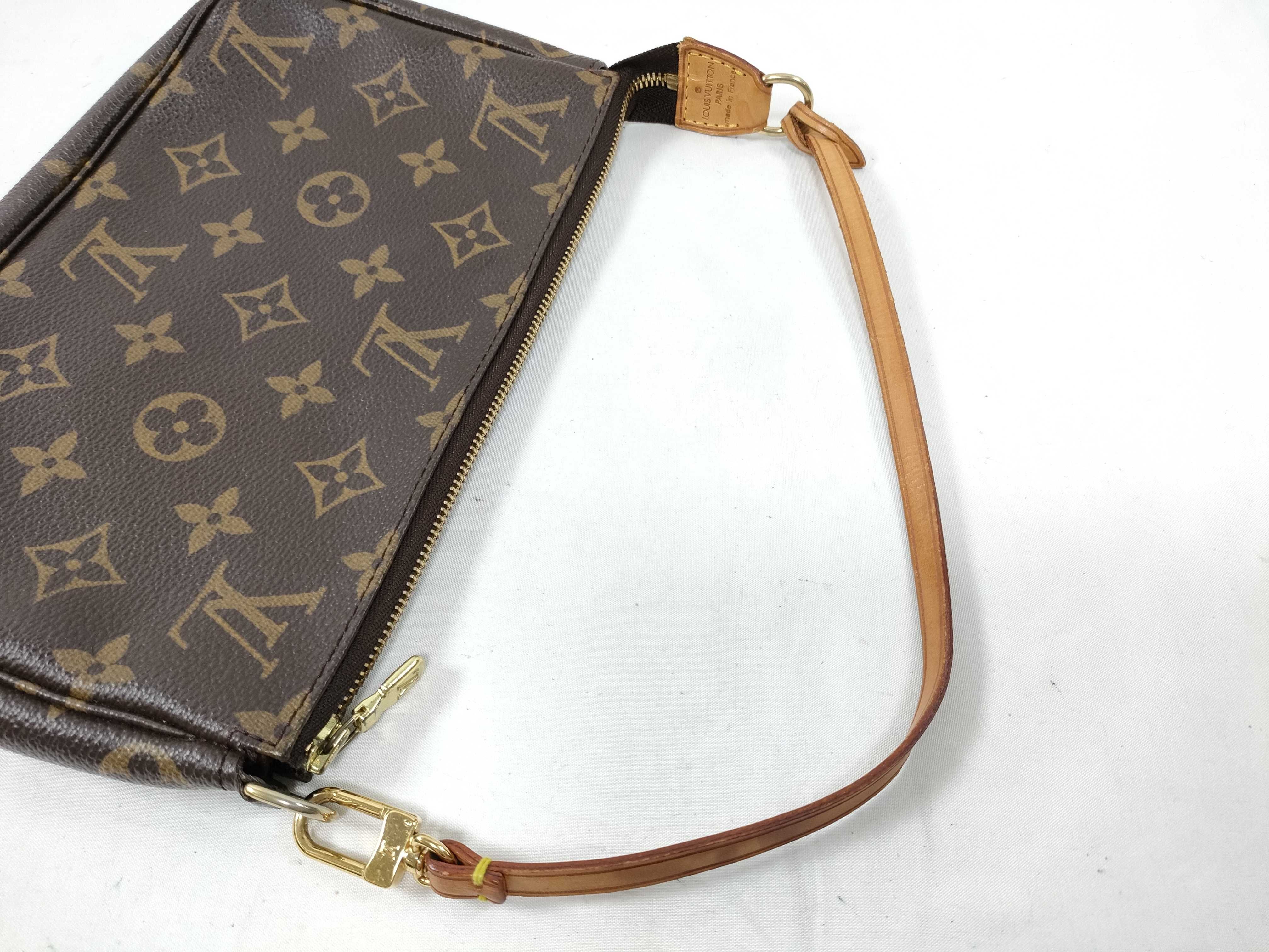 Monogram Louis Vuitton Monogram Accessoires M51980 Pouch — view 6