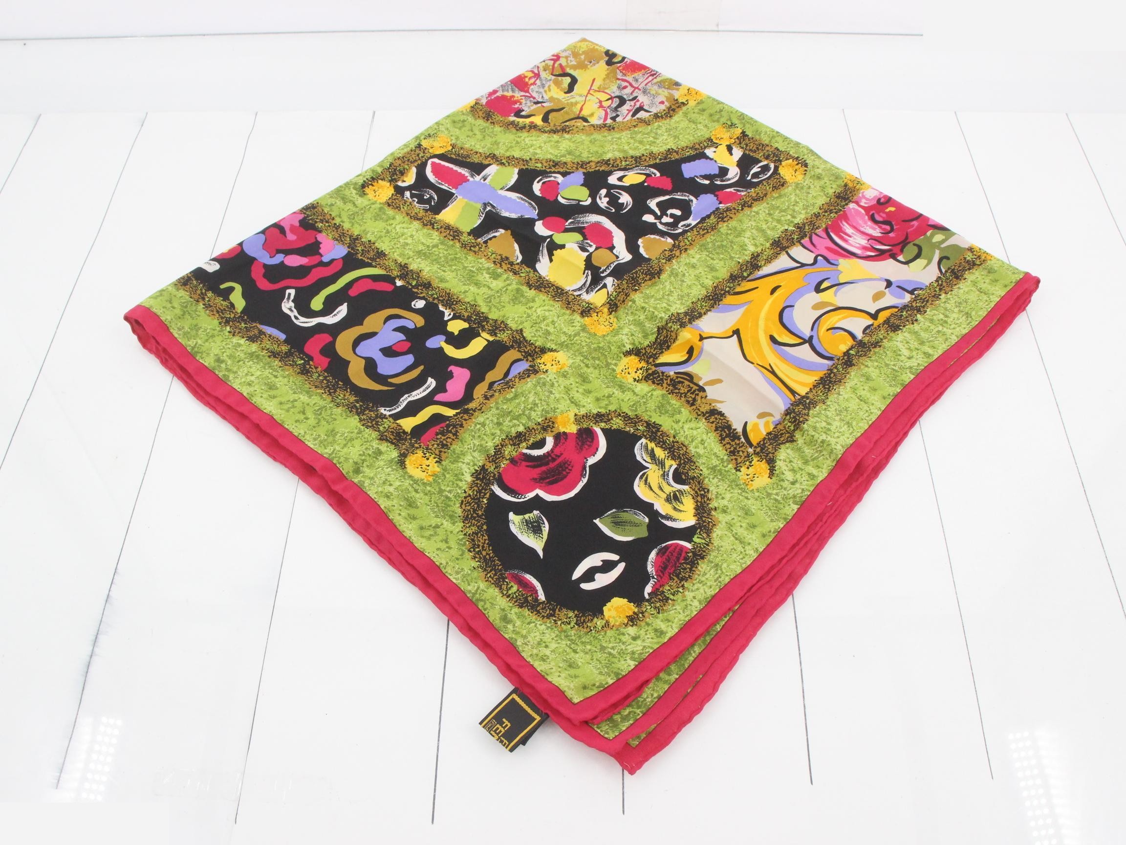 Other lines: Small items, accessories, scarves — view 2