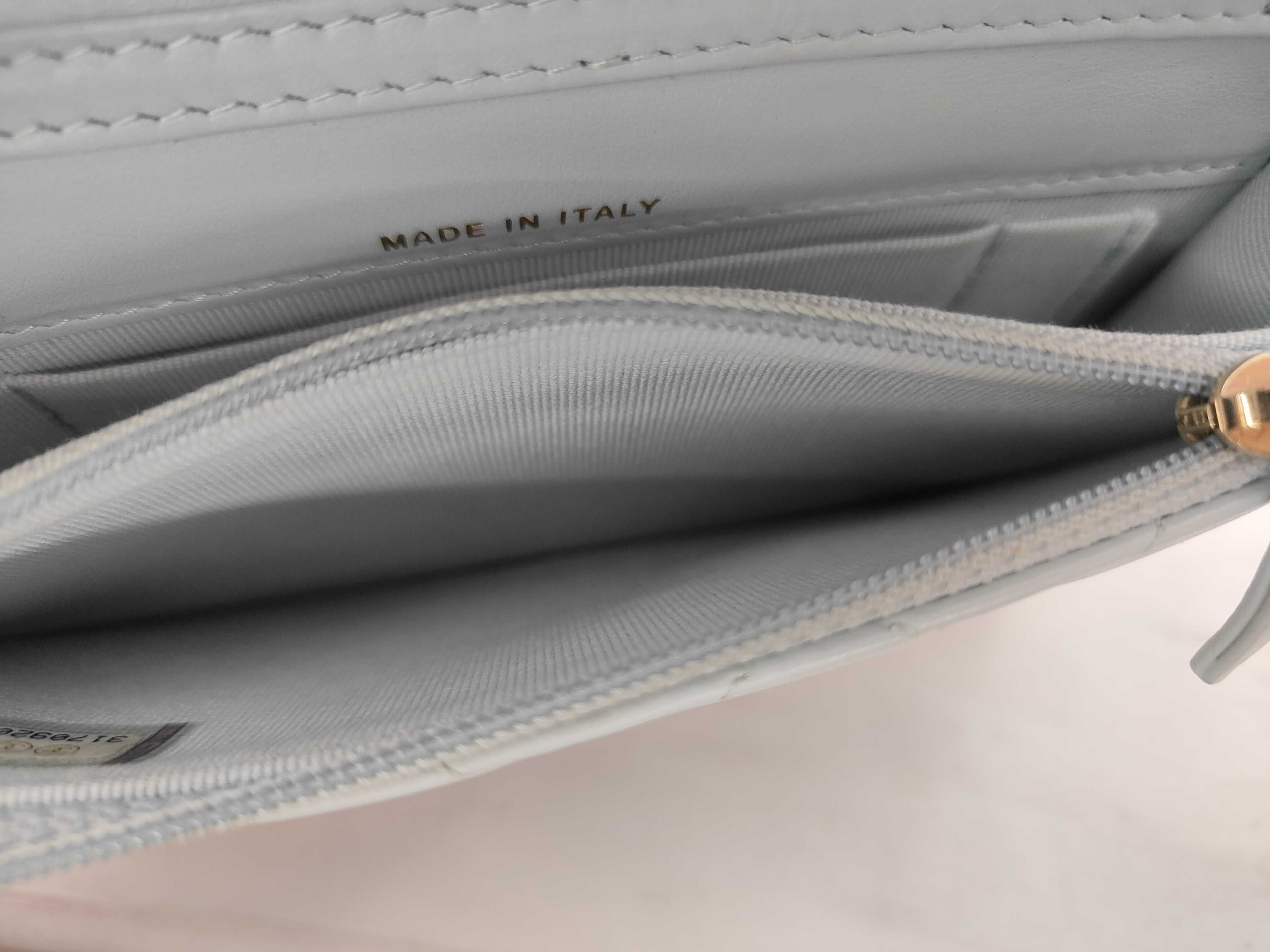 Pearl Strap Flap Wallet Matelassé AP1838 Shoulder Bag — view 9