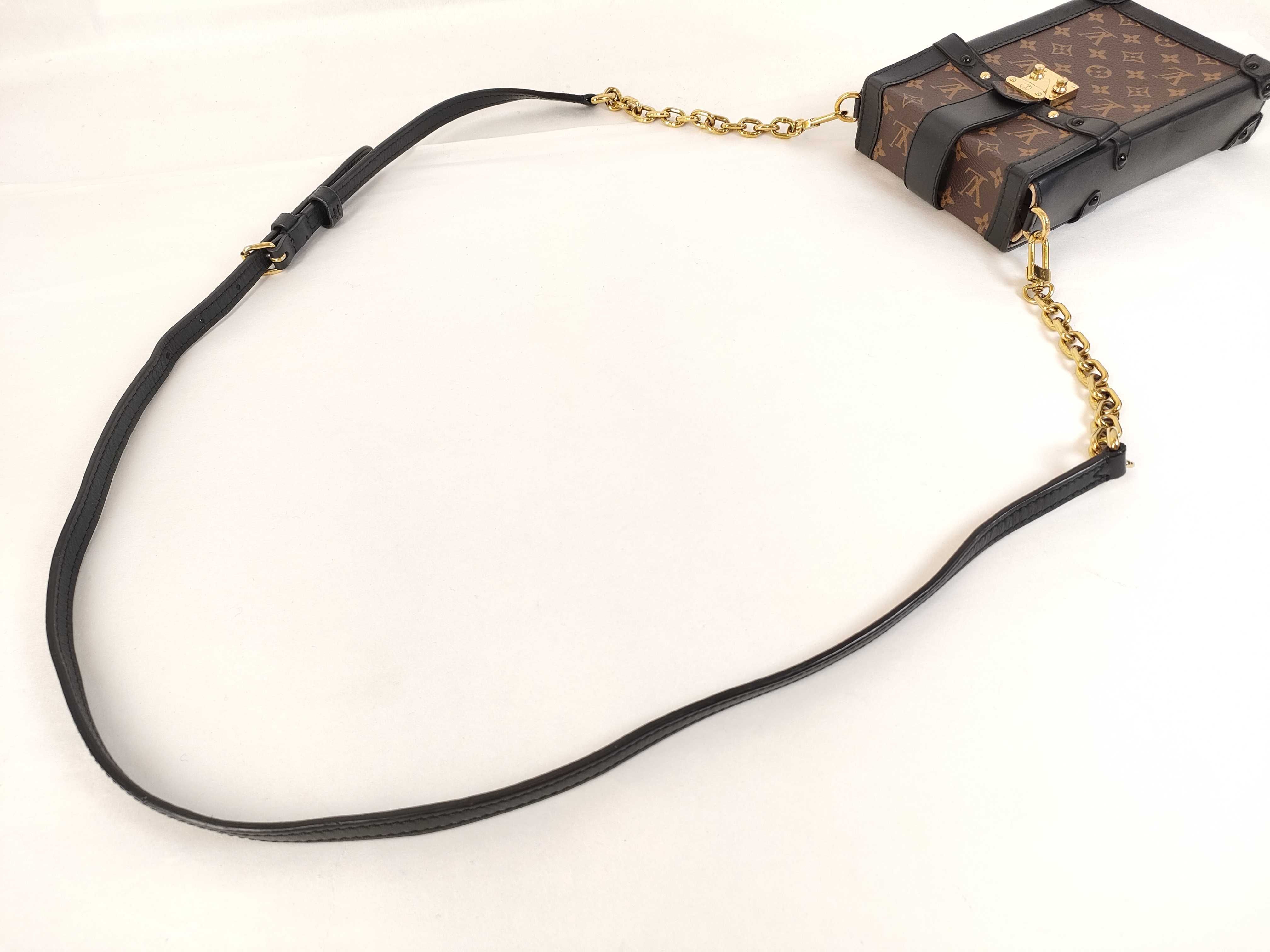 Monogram Louis Vuitton Monogram Phone Pouch Shoulder Bag — view 3