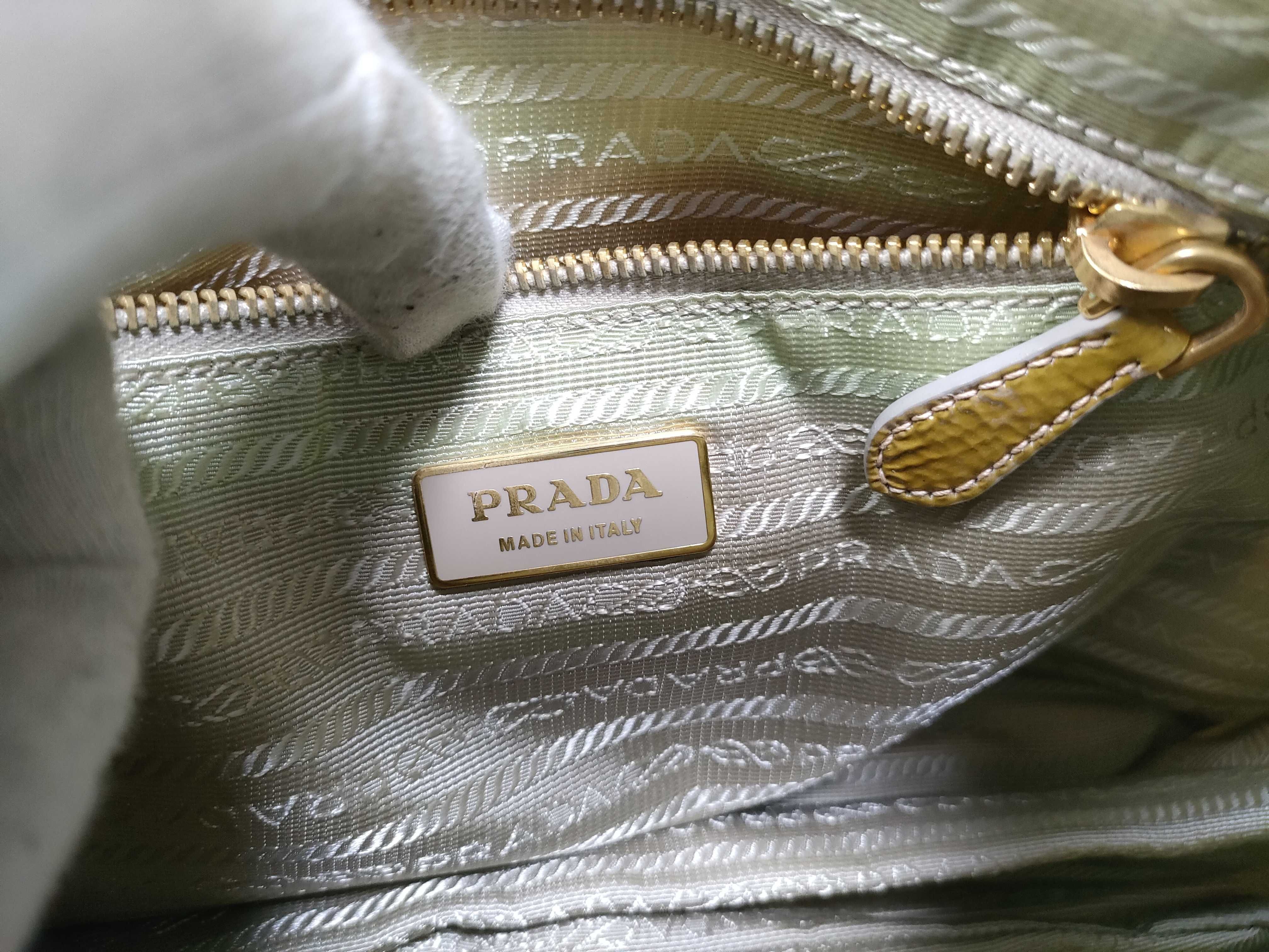 hand handbag — view 15